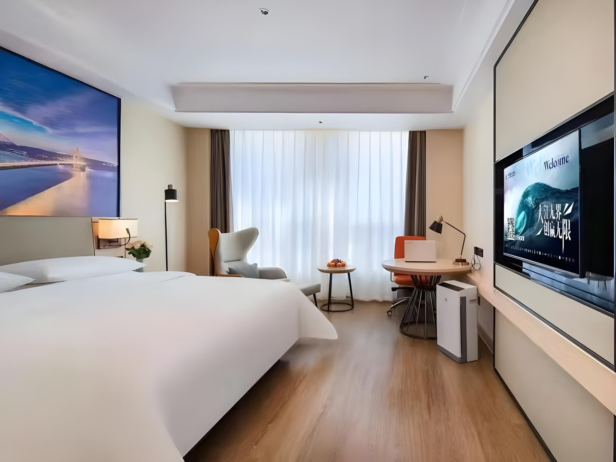 GTI - Deluxe 1 Bed Room, Light Luxury Style
