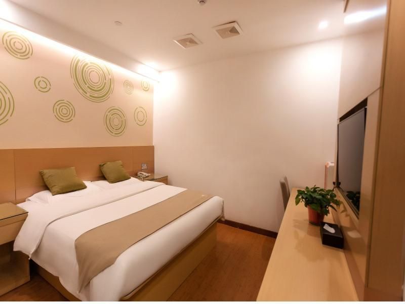 GTR - 1 Bed Guest Room no Window