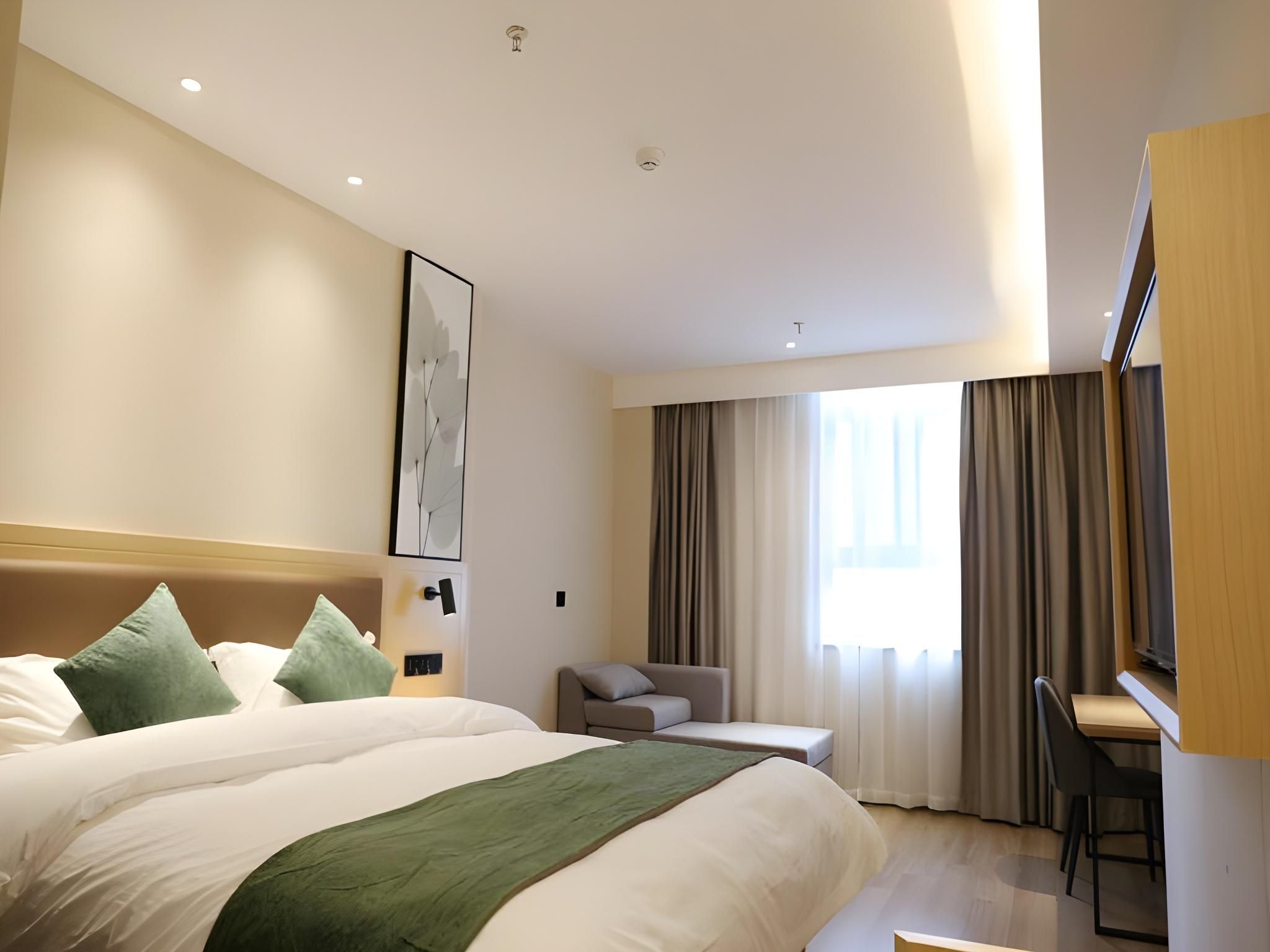 Business Queen Room