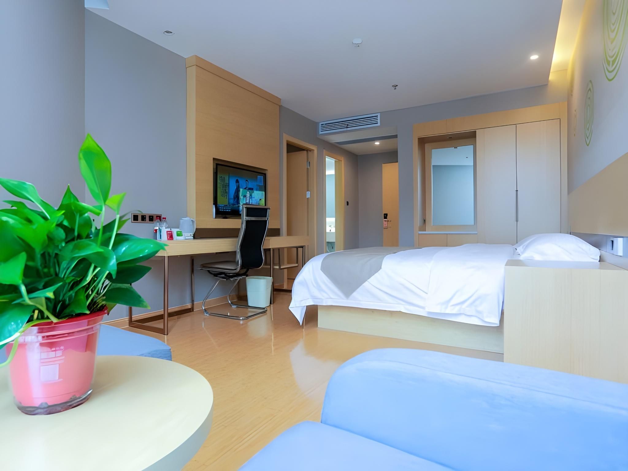GreenTree Inn Chuzhou Municipal Government Zijin Commercial City Business Queen Room