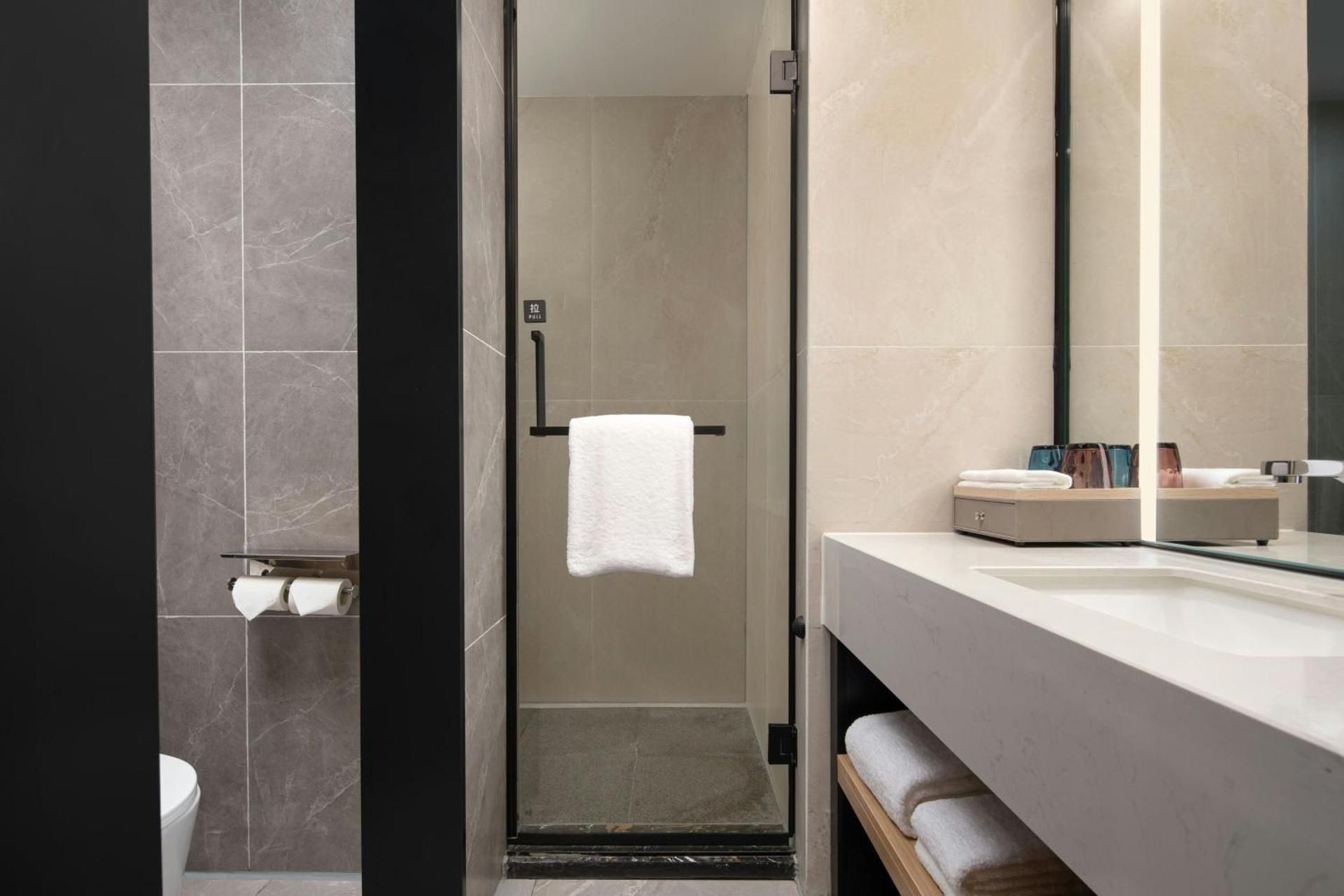 King Suite with Sofa Bed and City View