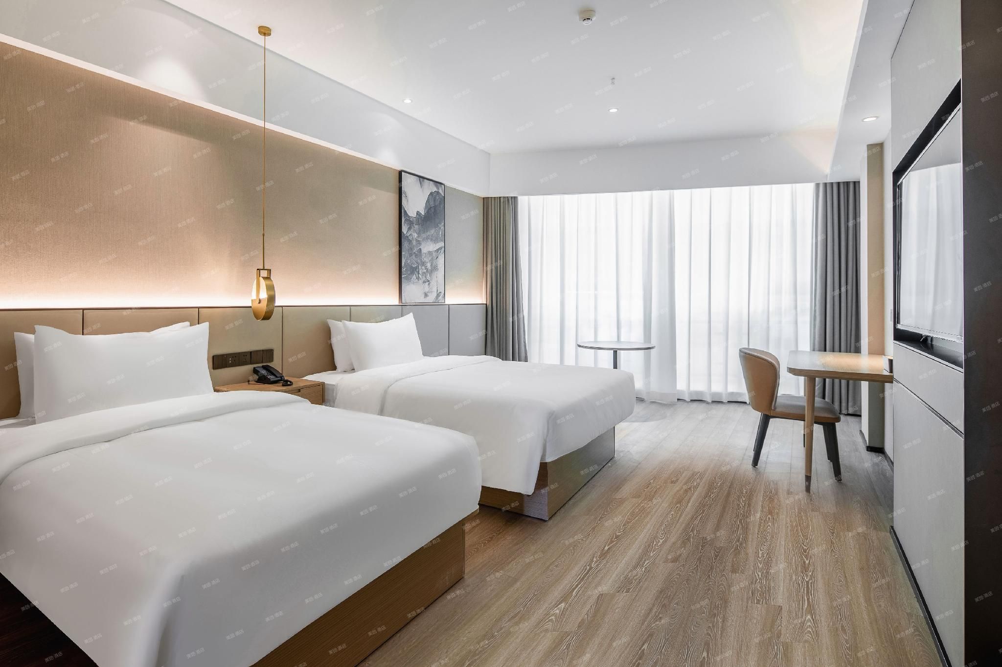 Twin Business Room