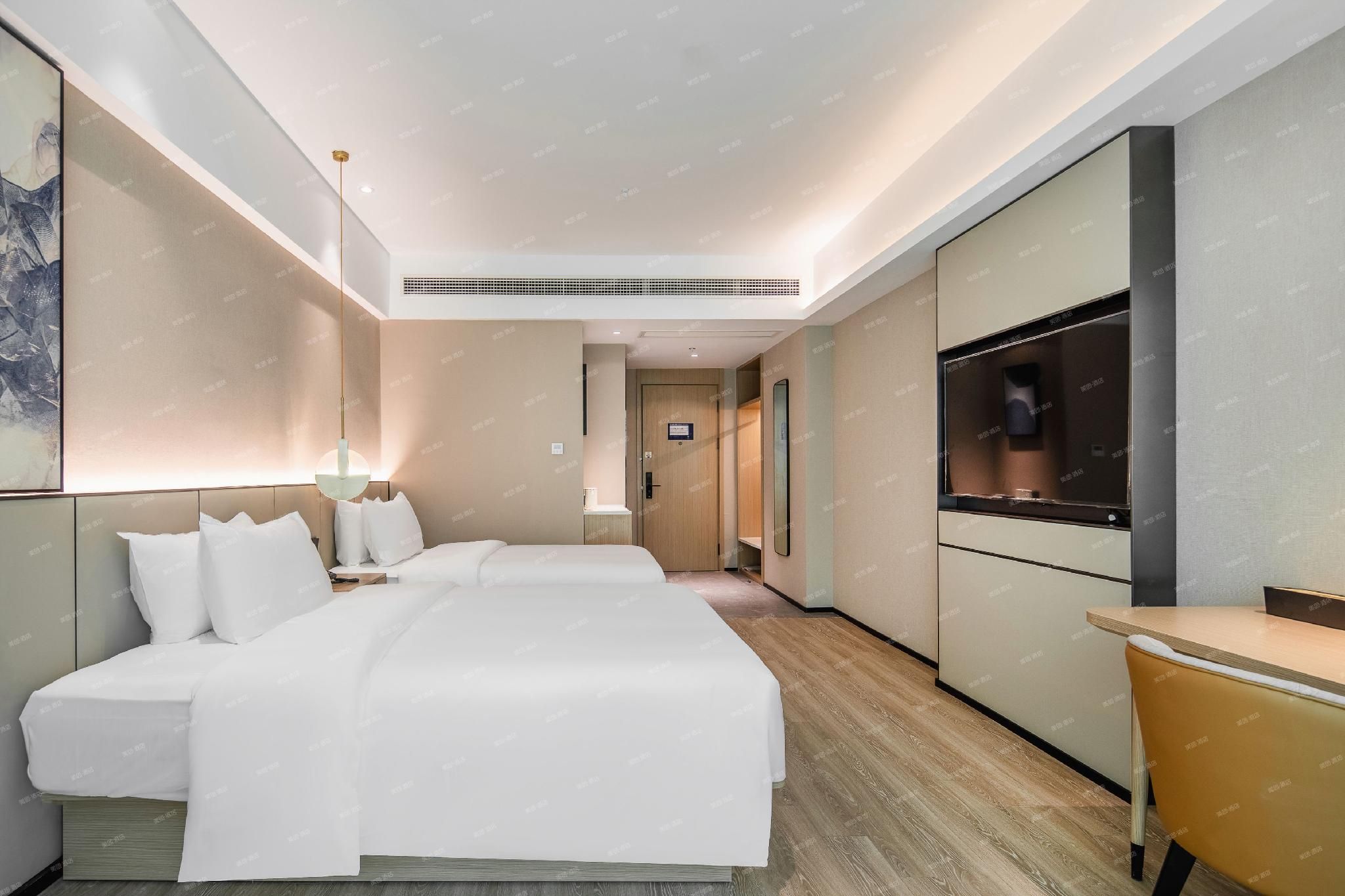 Twin Business Room