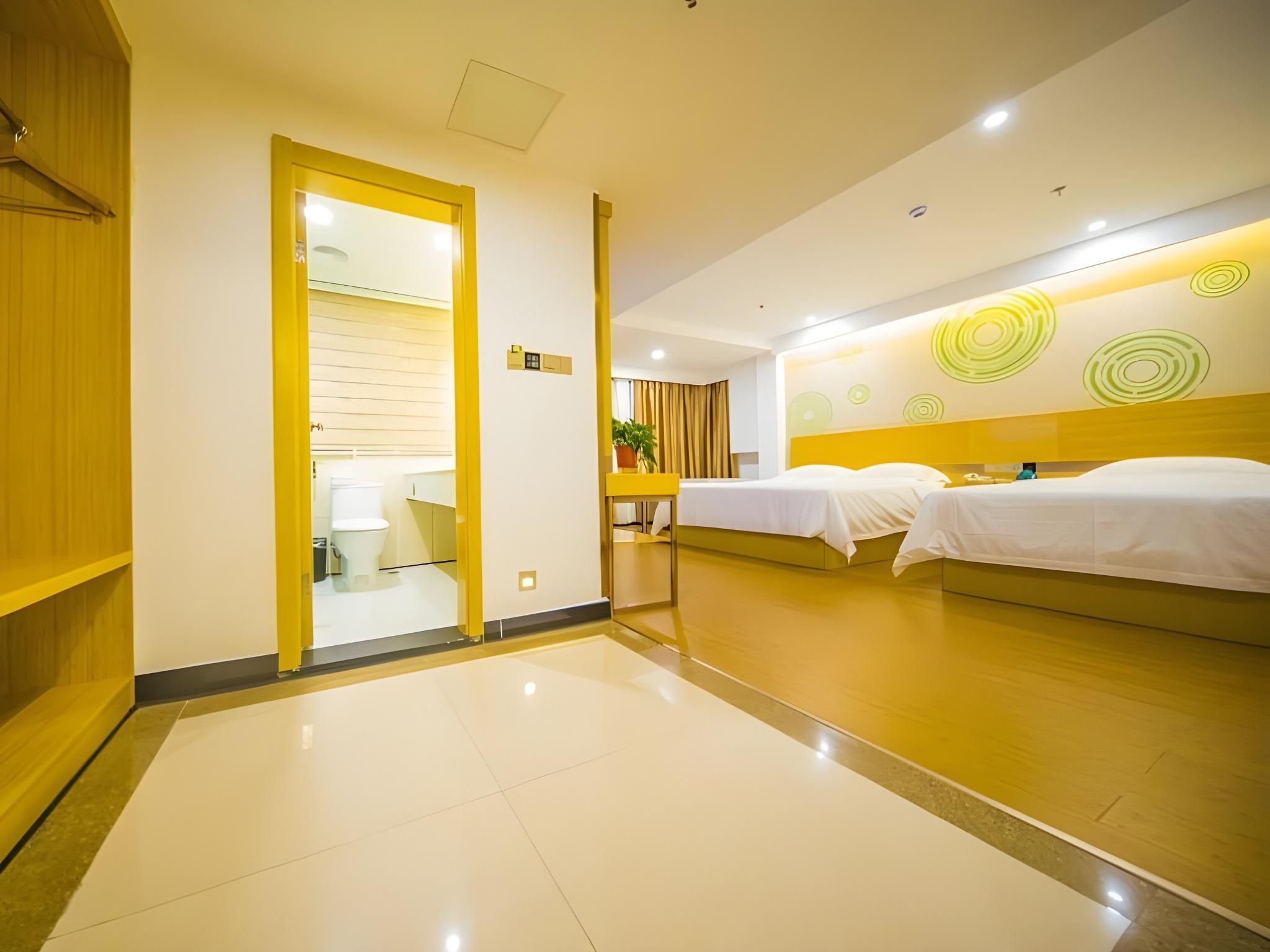 2 Bed Twin Superior Room