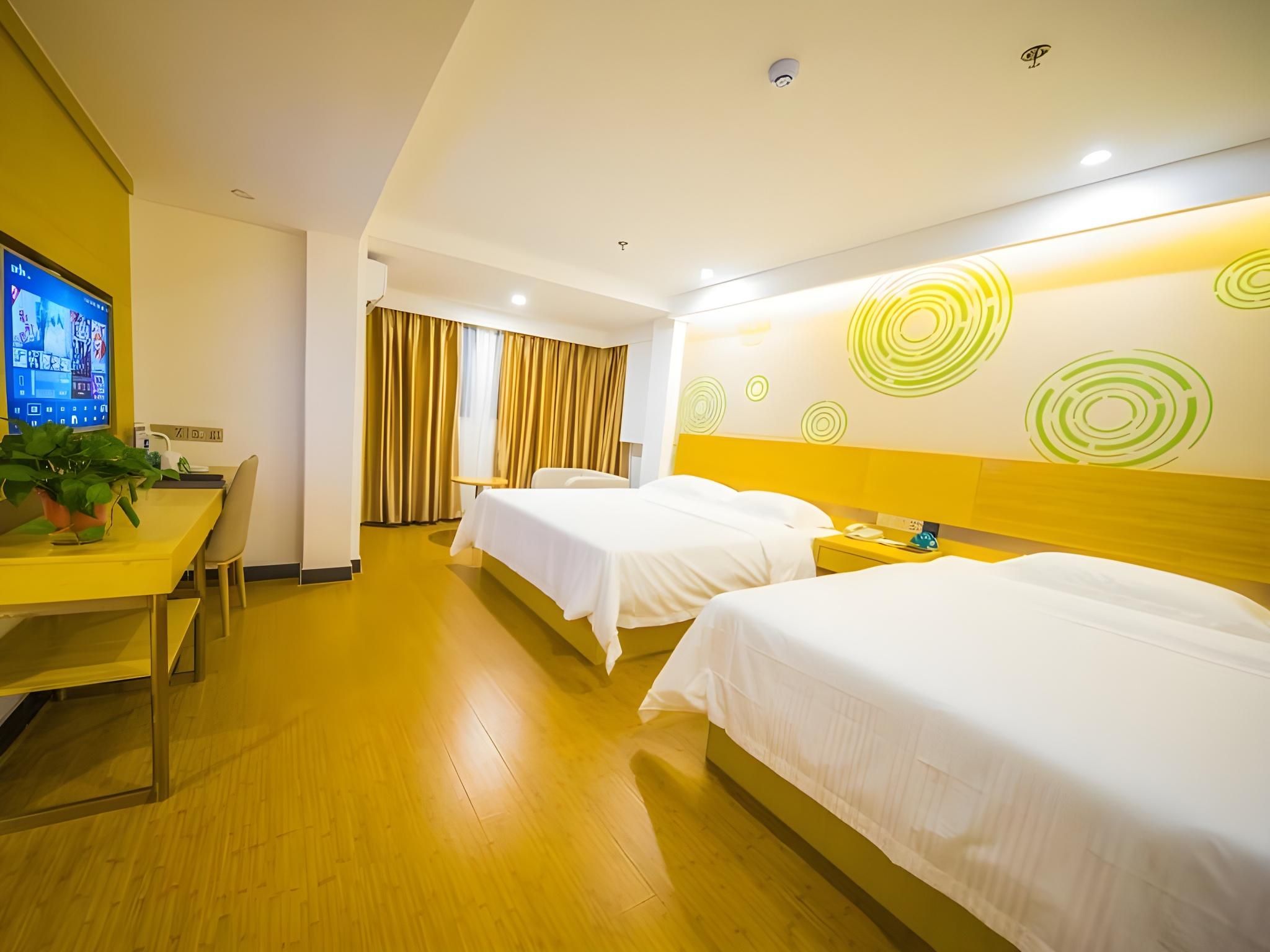 2 Bed Twin Superior Room