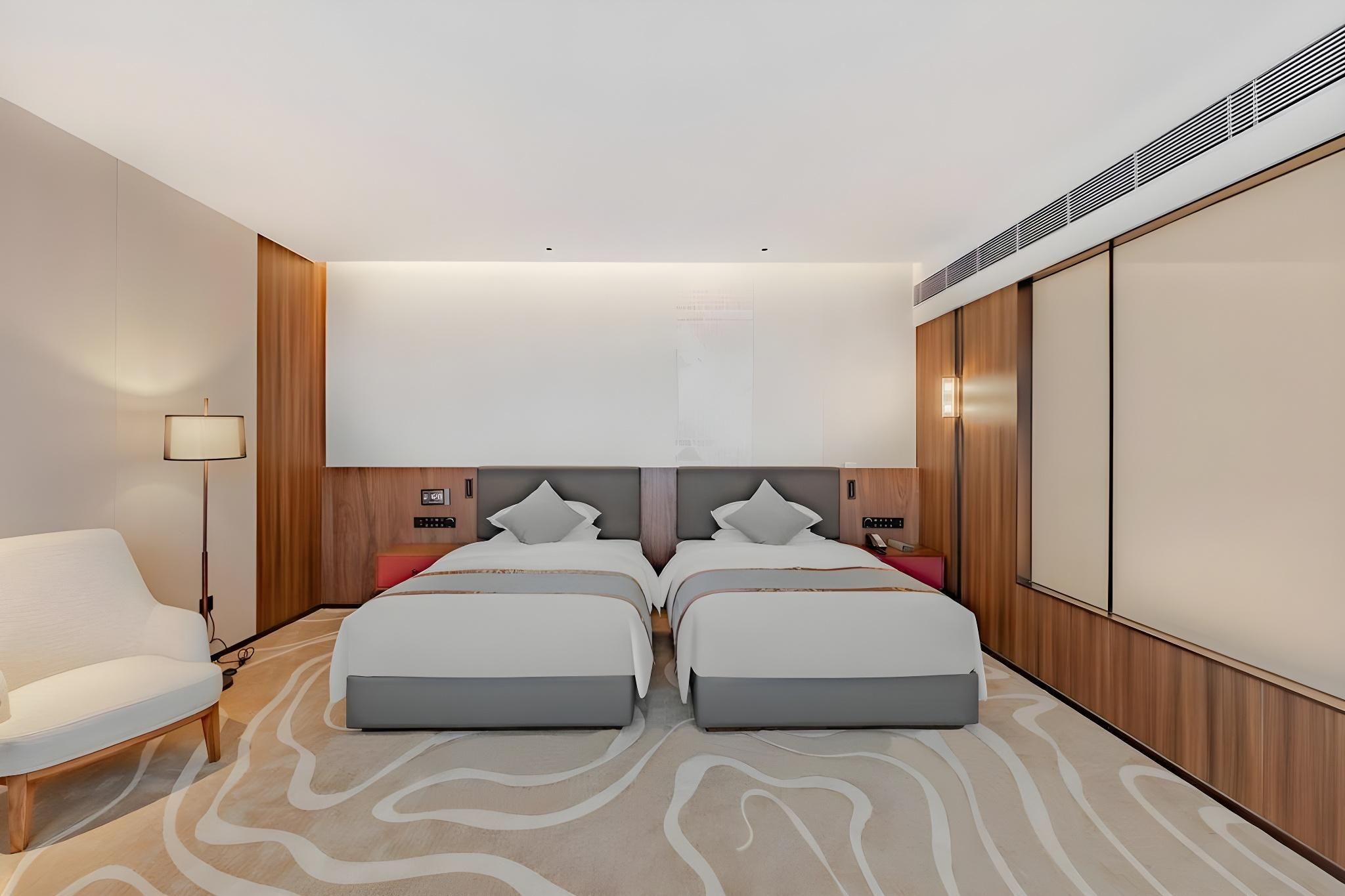 Elegant Twin Room