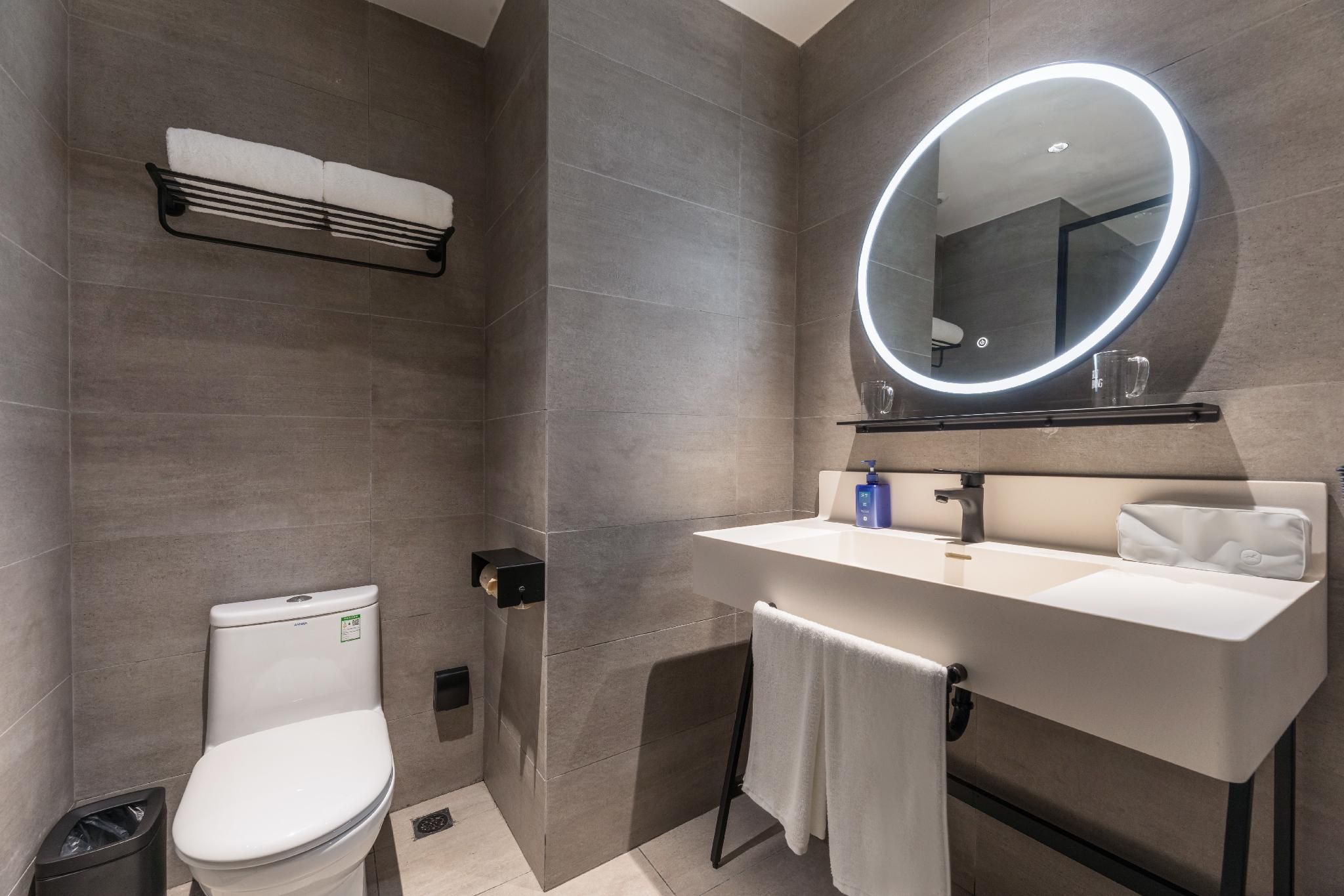 Business Queen Bed Room