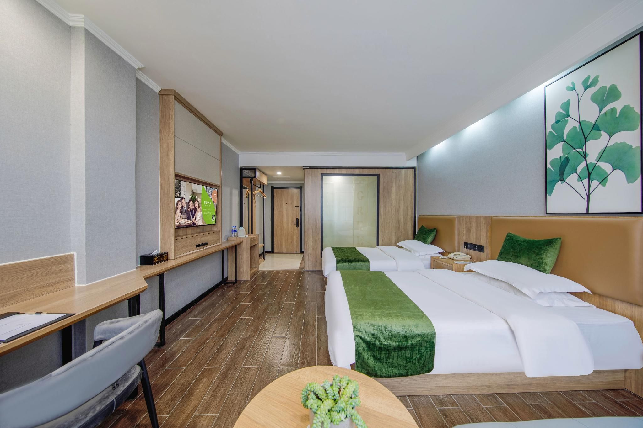 2 Bed Twin Superior Room