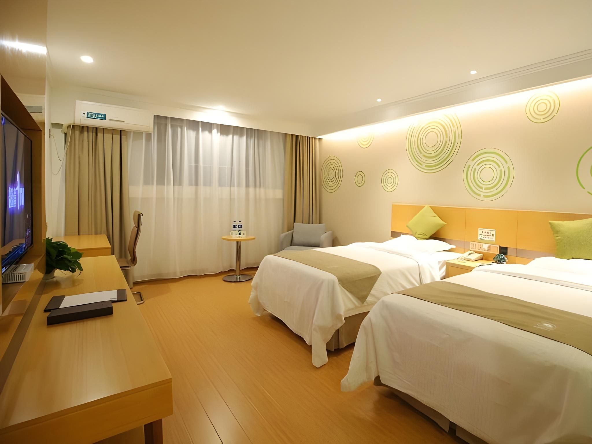 2 Bed Twin Superior Room
