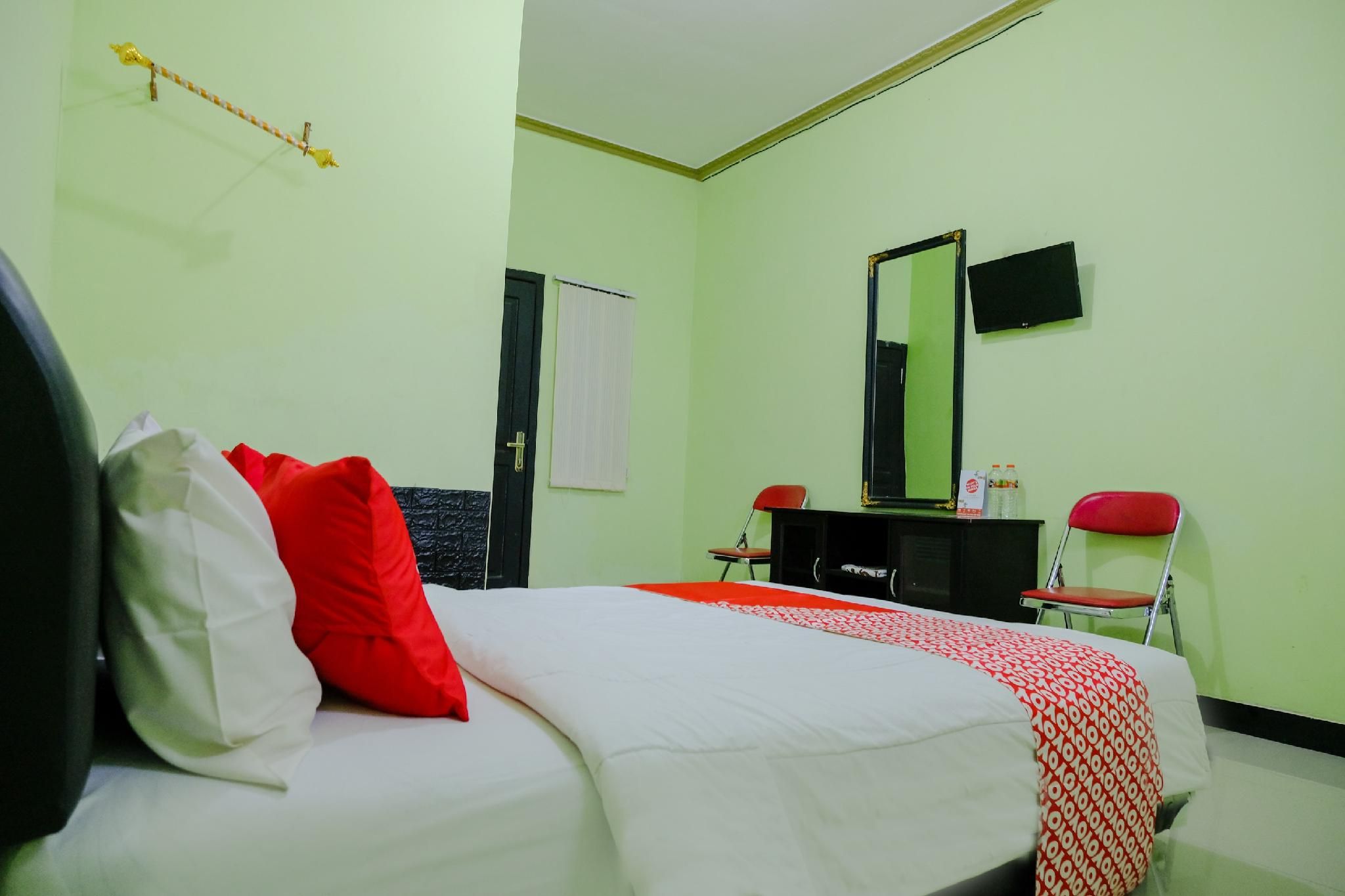 OYO Life 2508 Alba Suites Homestay Syariah Standard Double Room