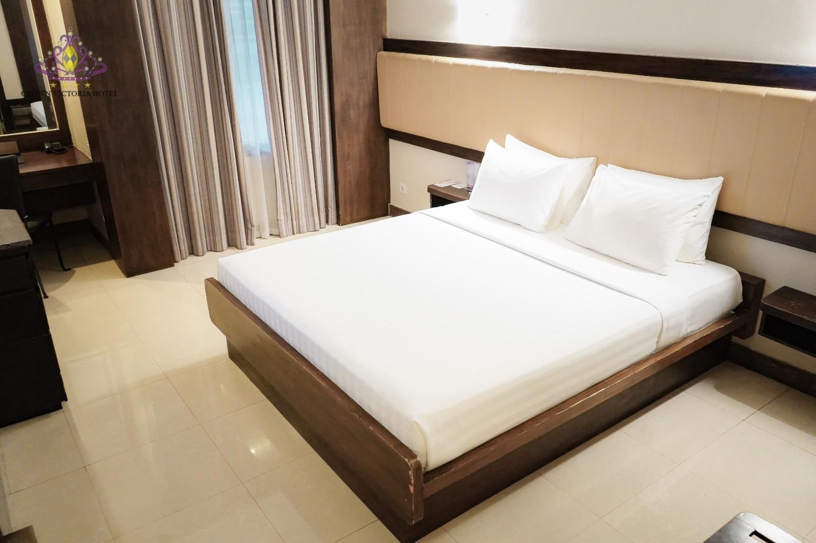 Crown Victoria Hotel Tulungagung Deluxe Double