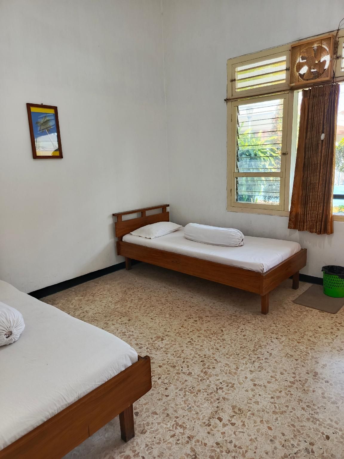 Hotel Palapa Tulung Agung Standard - 2 Beds 1 Extra