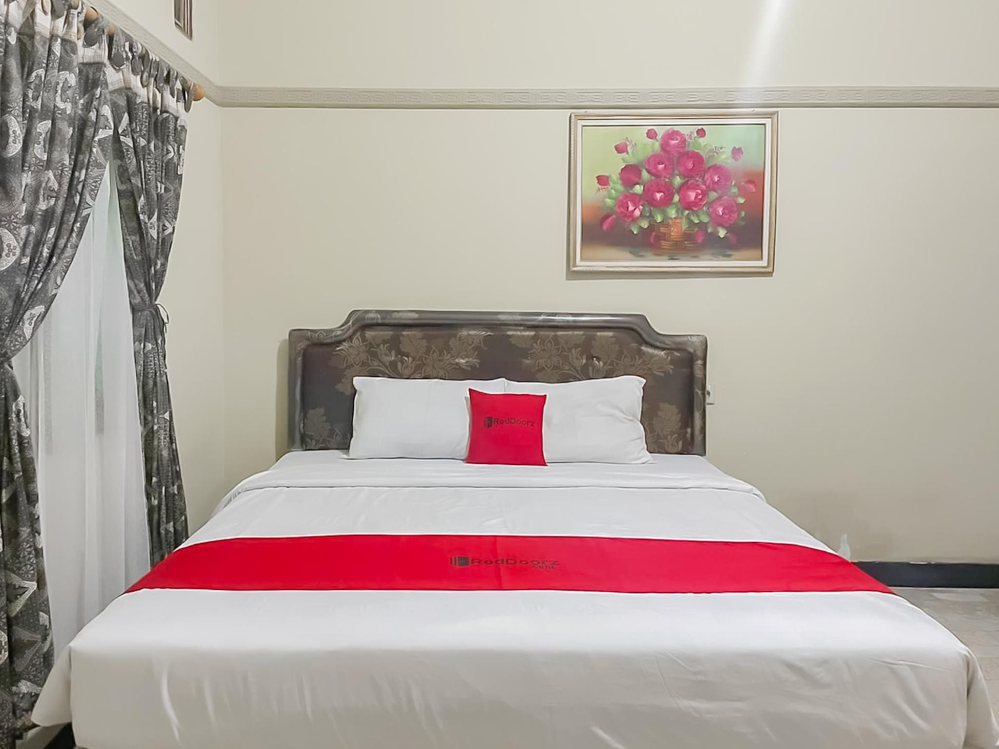 RedDoorz Room
