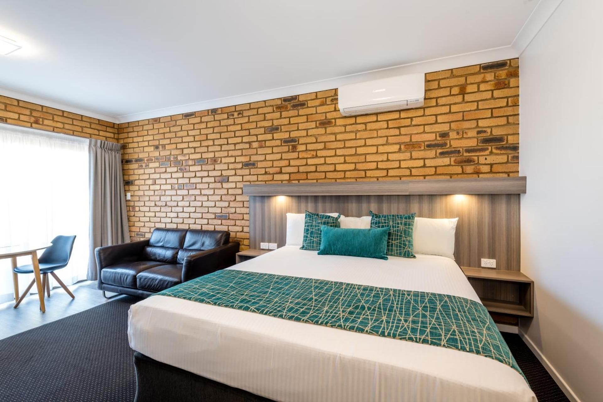 Queen Room