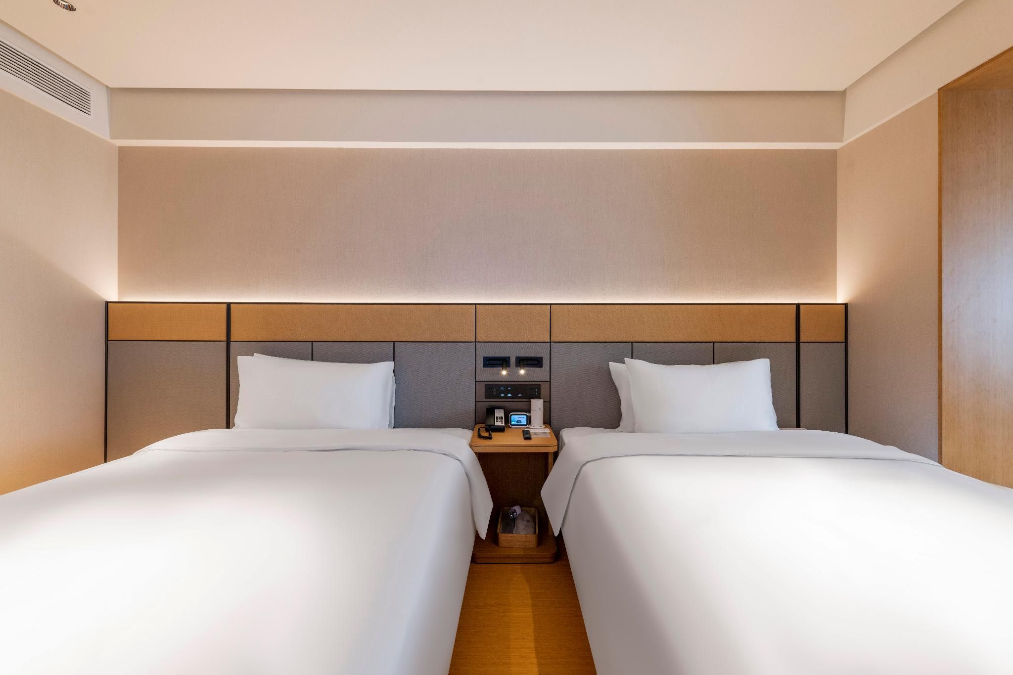 Huazhu - Twin Room