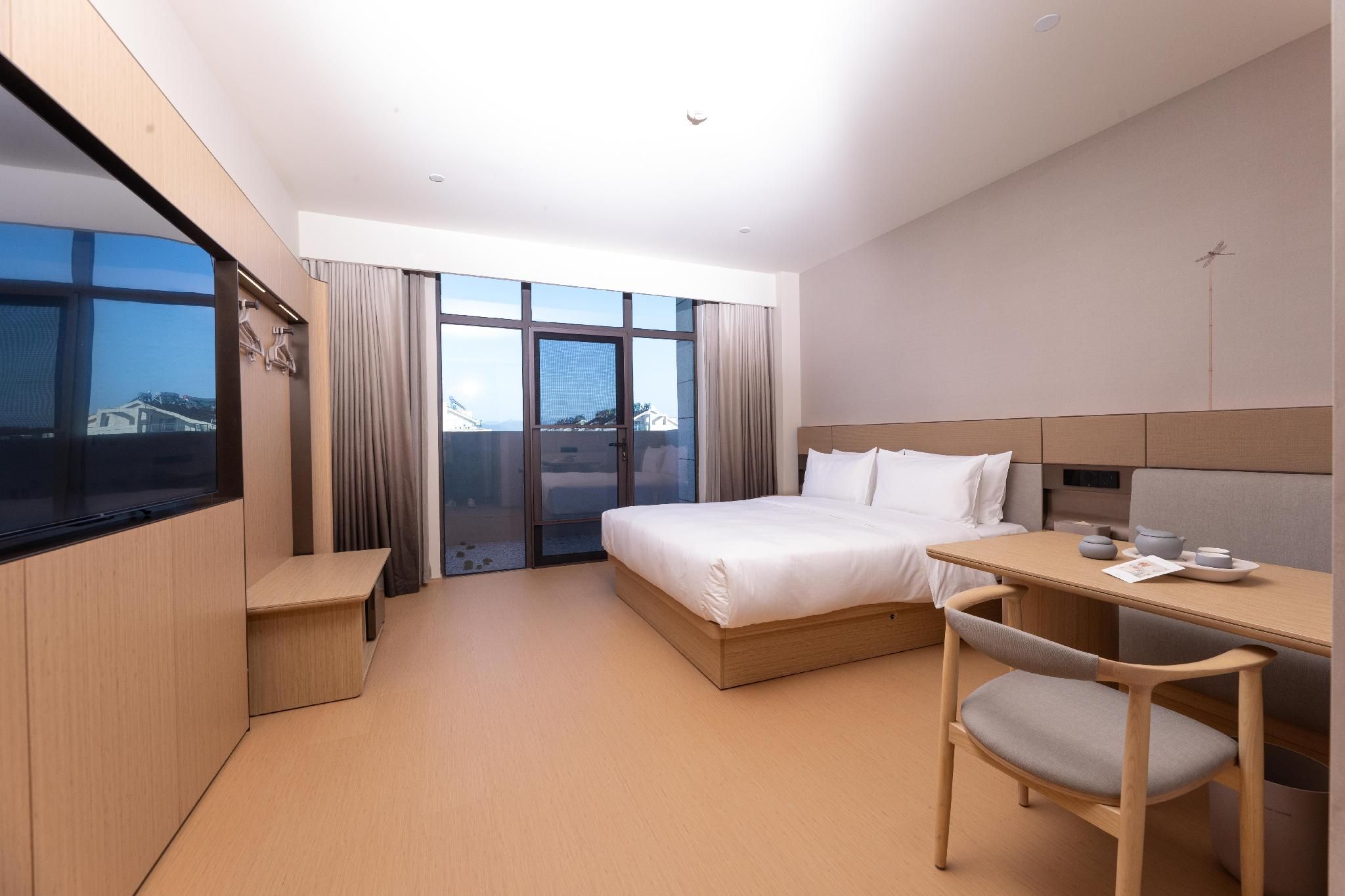 Huazhu - Business Bed Room