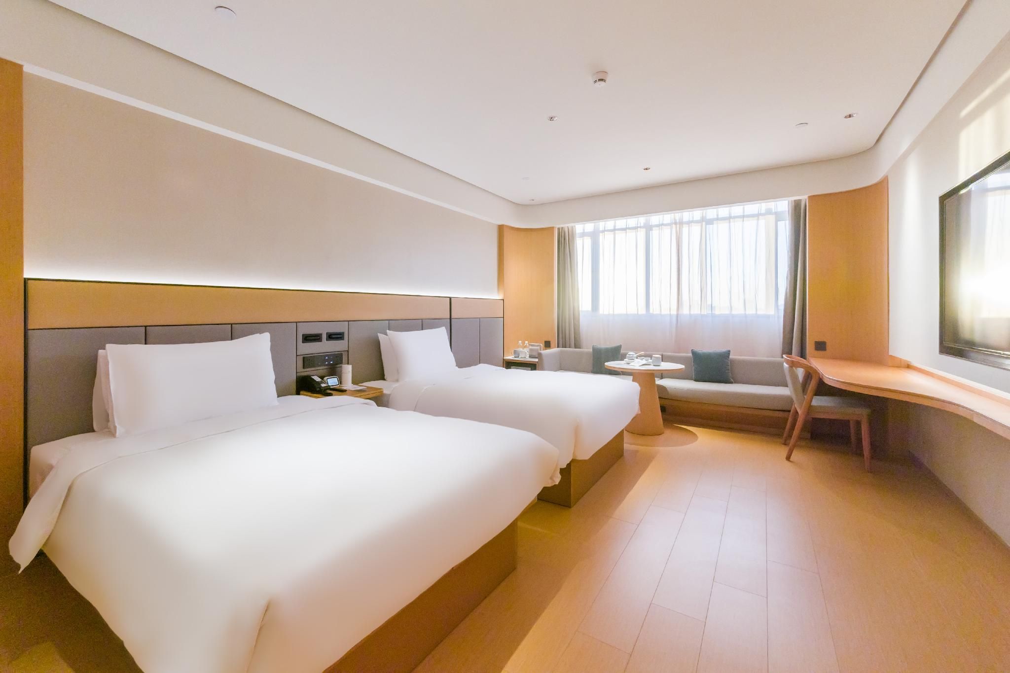 Twin Business Room