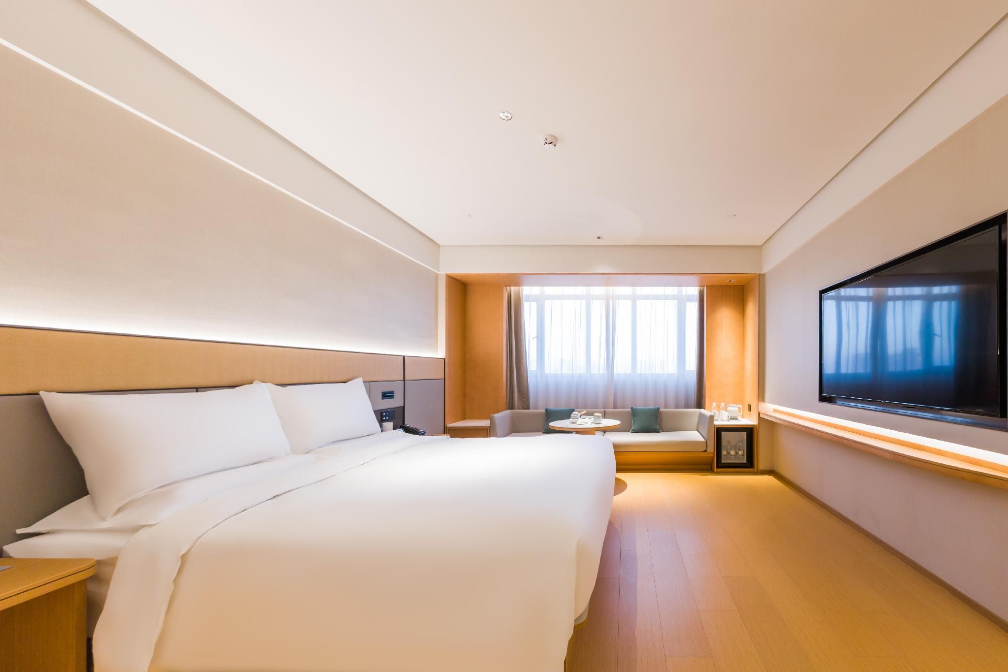 Huazhu - Superior BedRoom