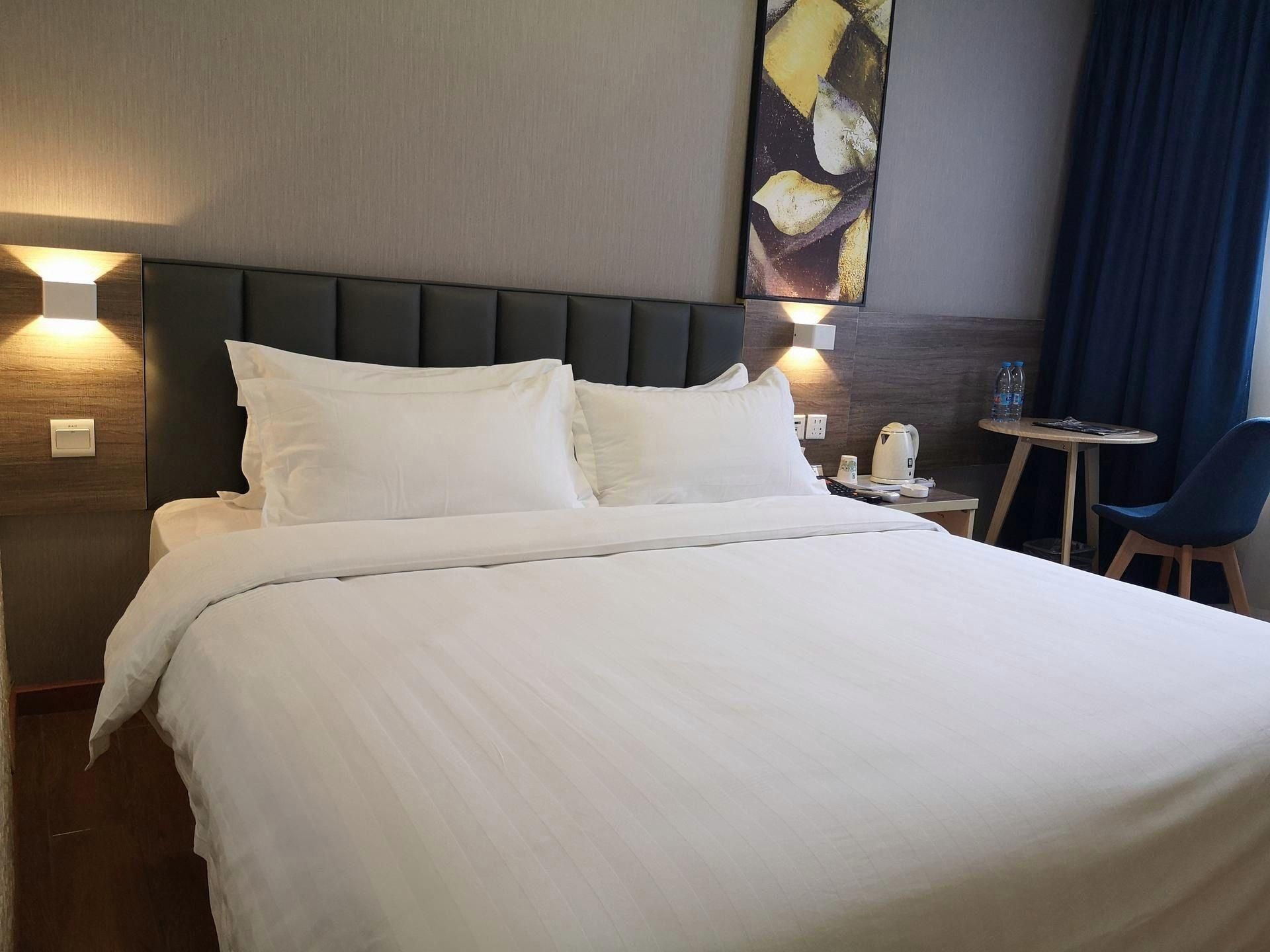 Light Double Room
