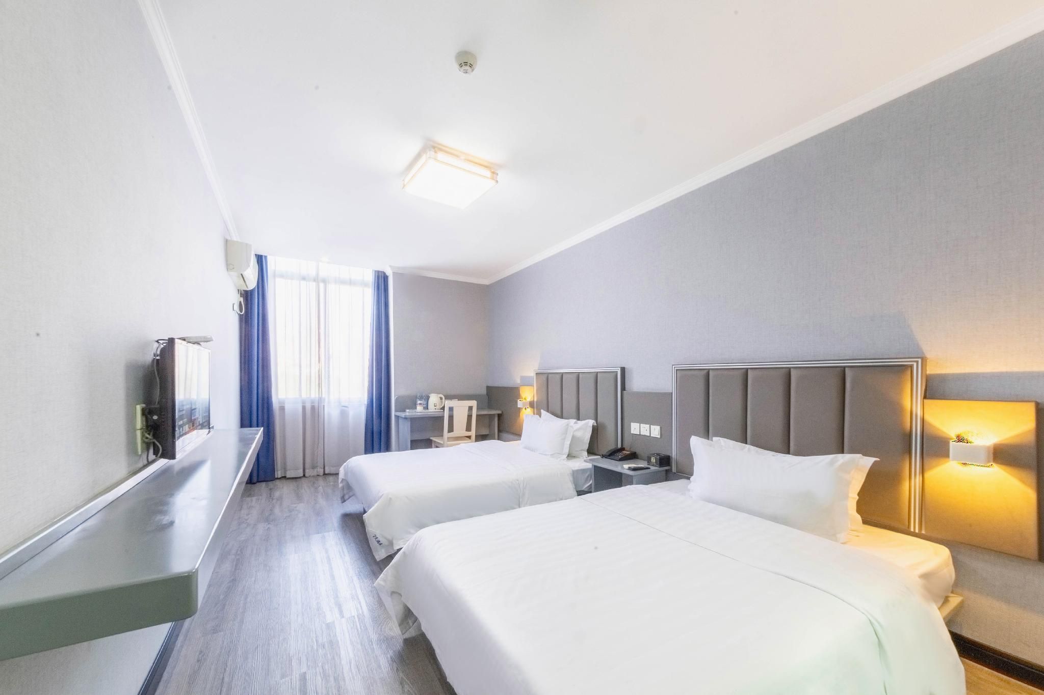 Light Twin Room