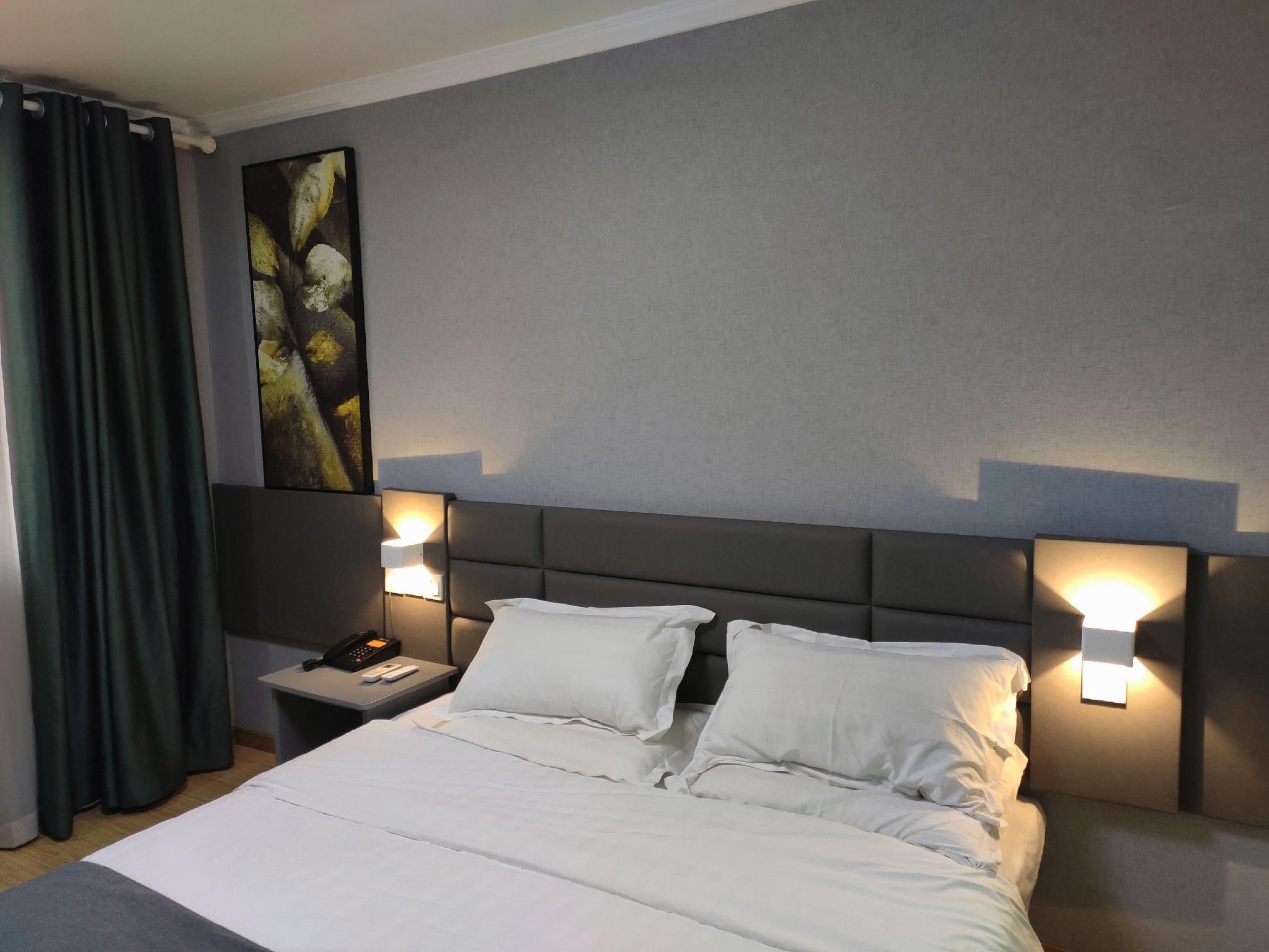 Light Double Room