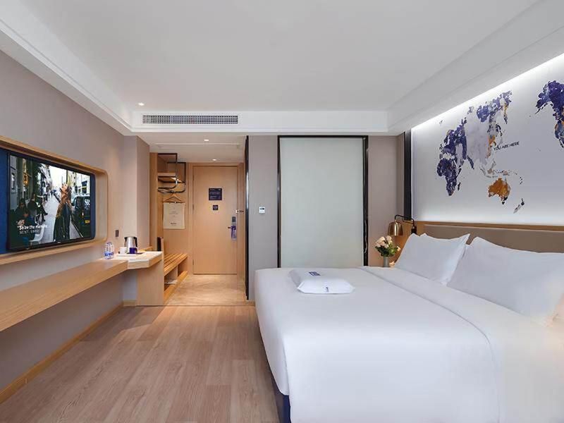 WH -Light Enjoyment Bed Room