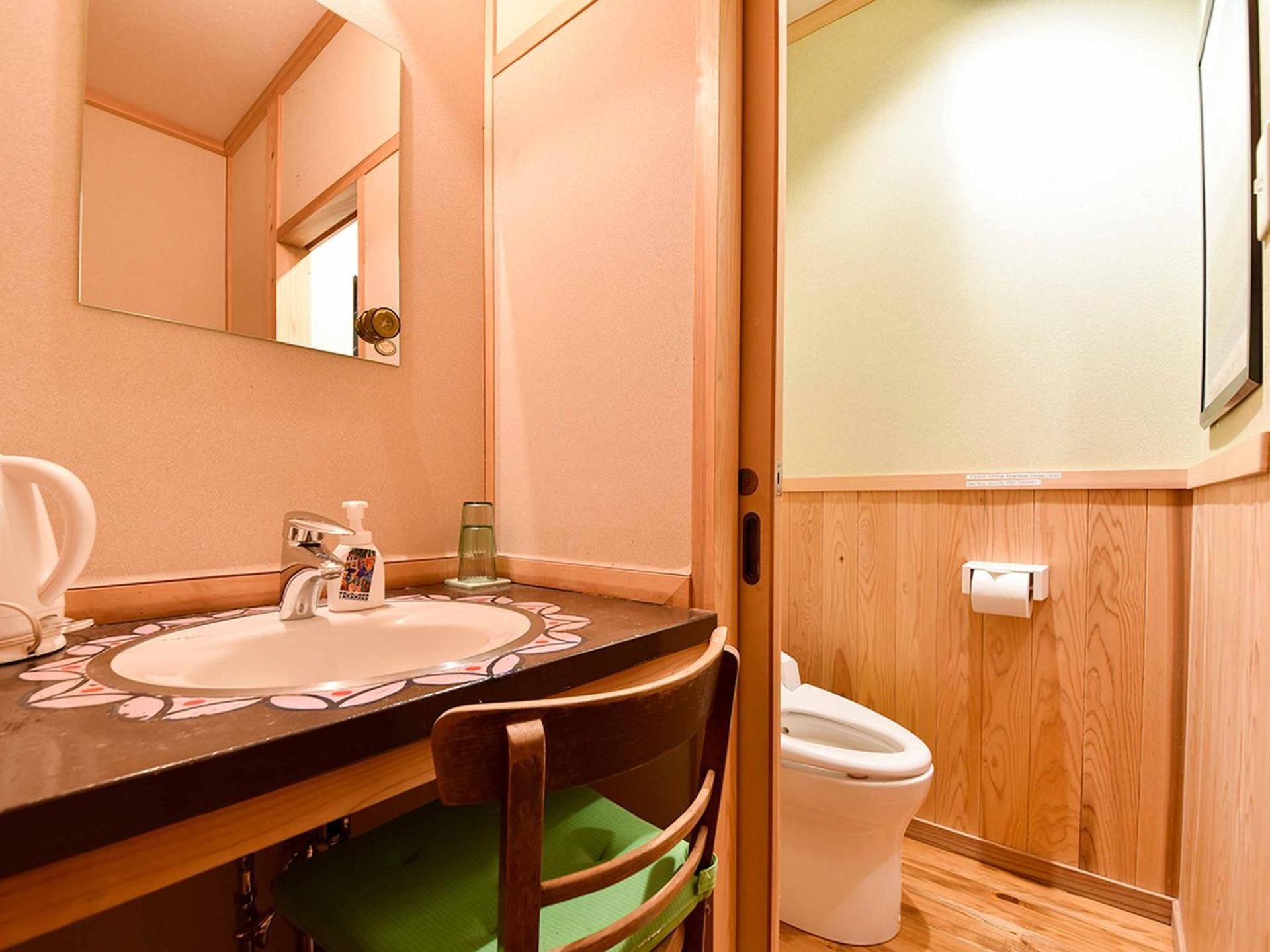 Standard Japanese-Style Room