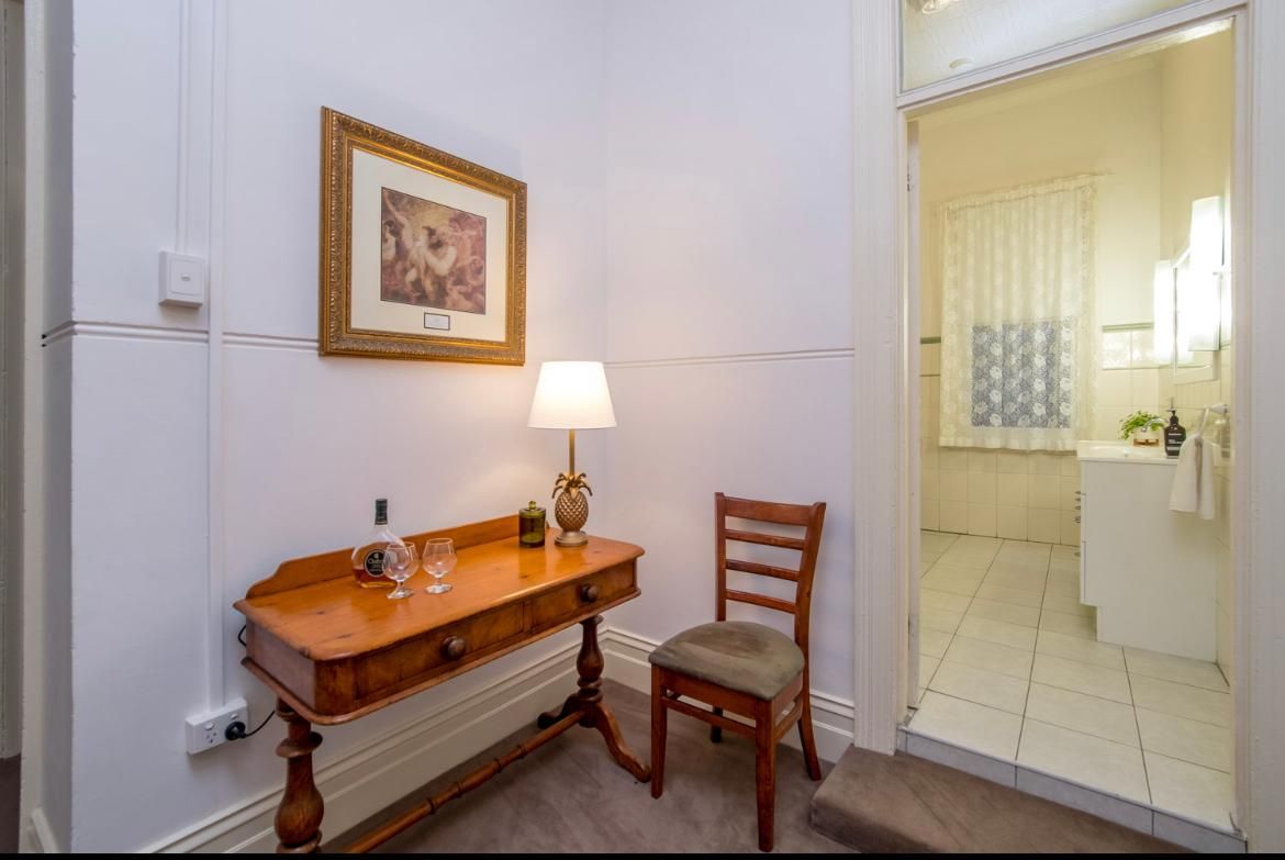 American Hotel Creswick Room 5 2