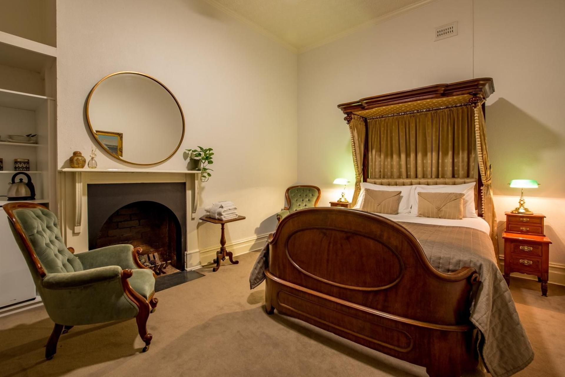 Queen Room