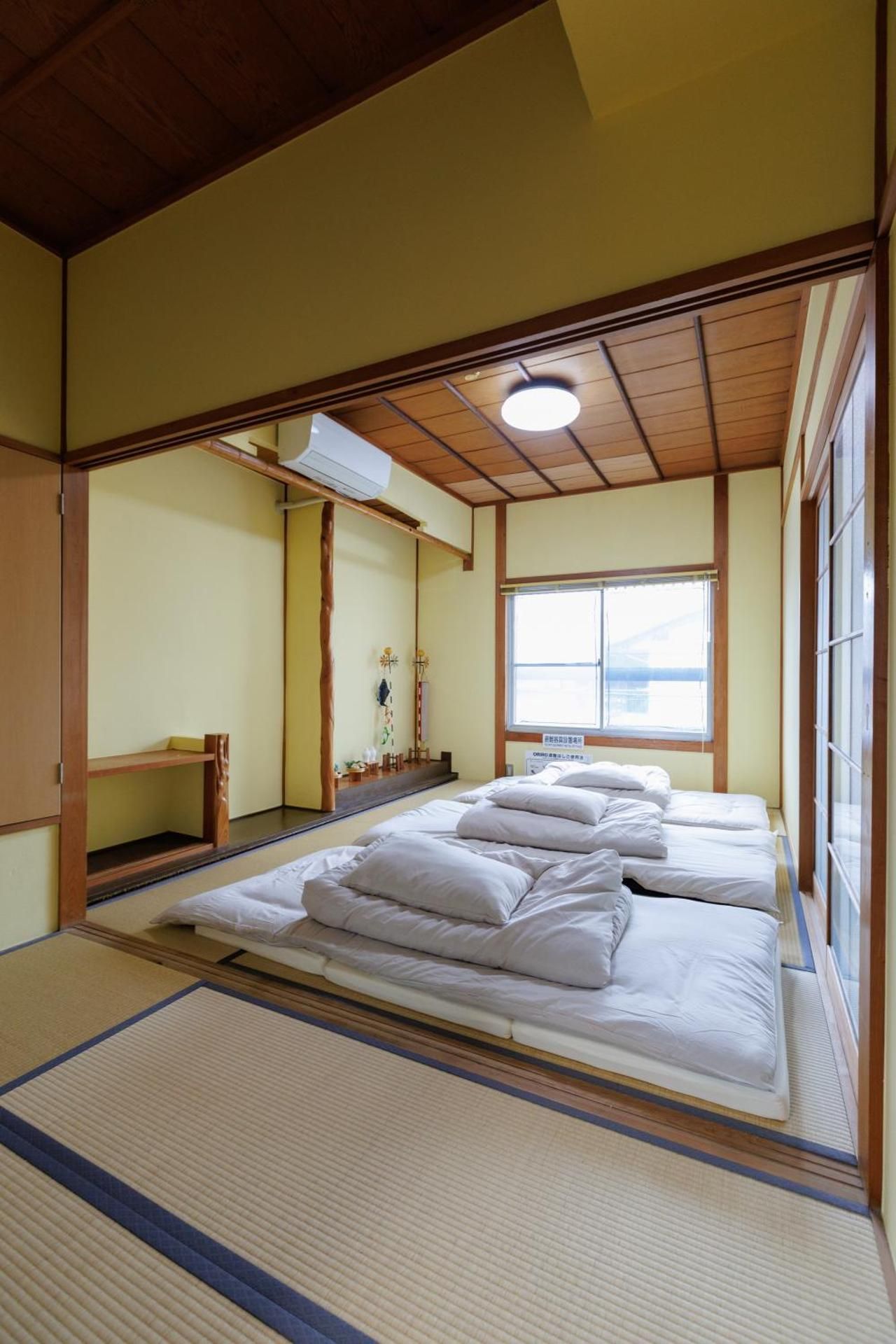 Triple Room with Shared Bathroom