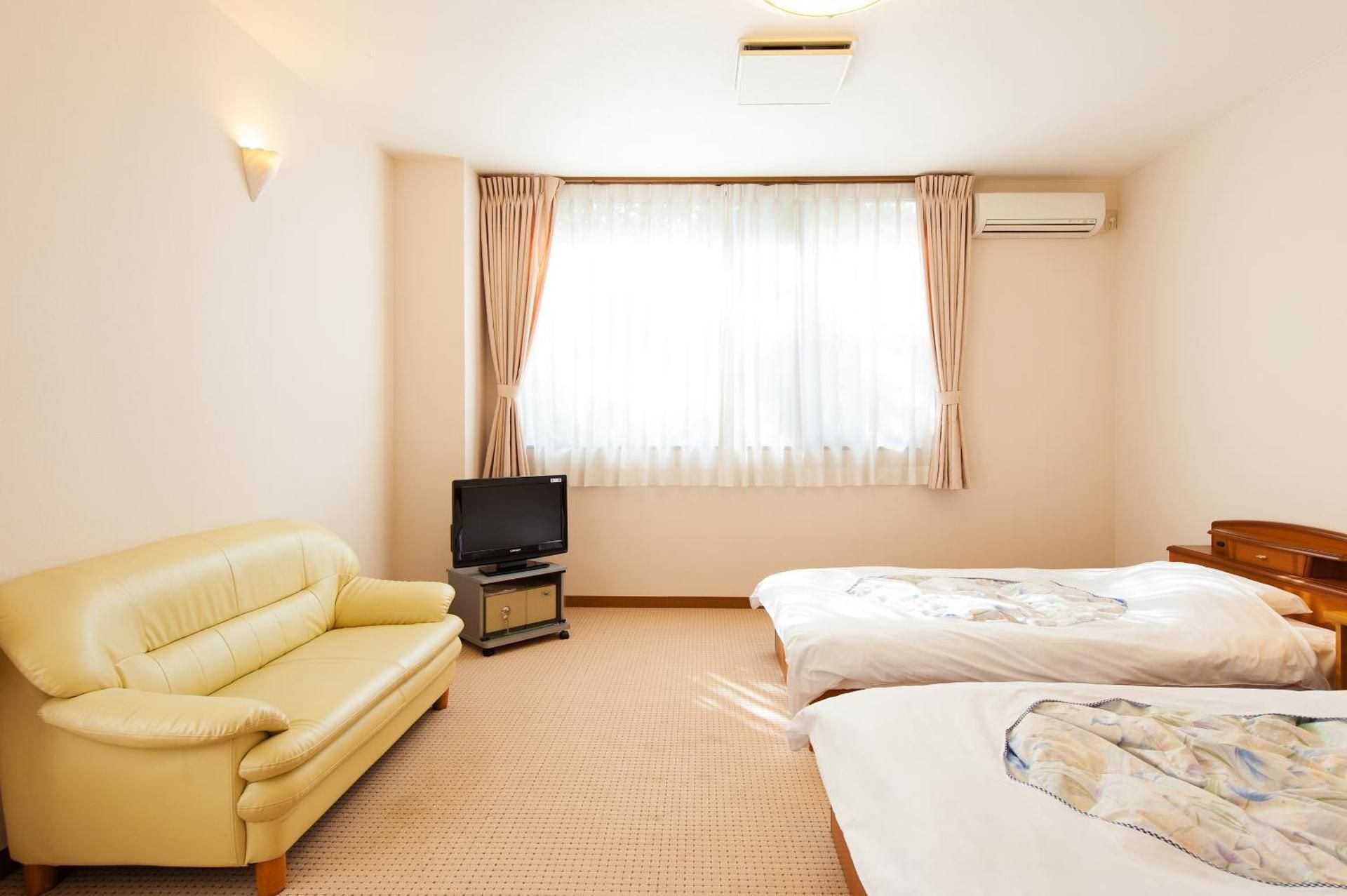 Twin Room with Shared Bathroom