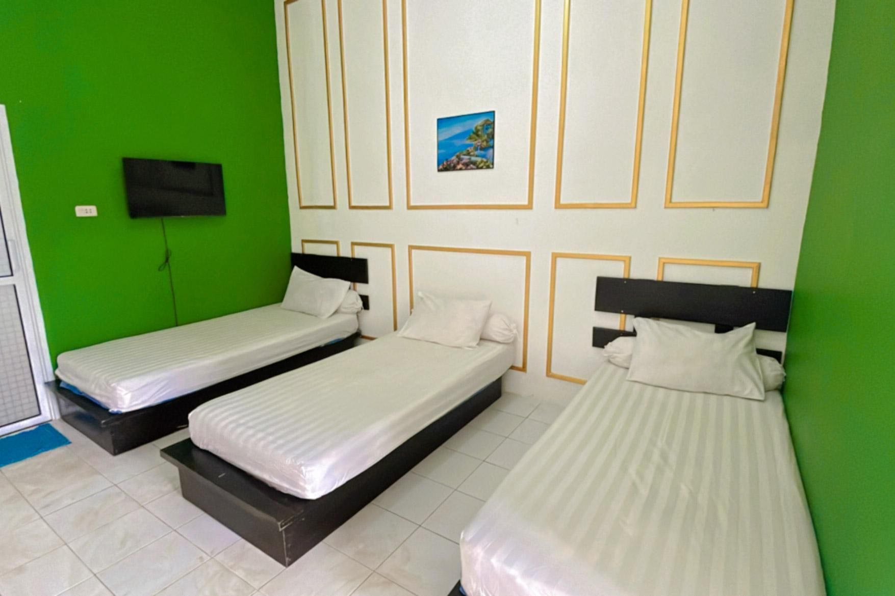 Triple Room