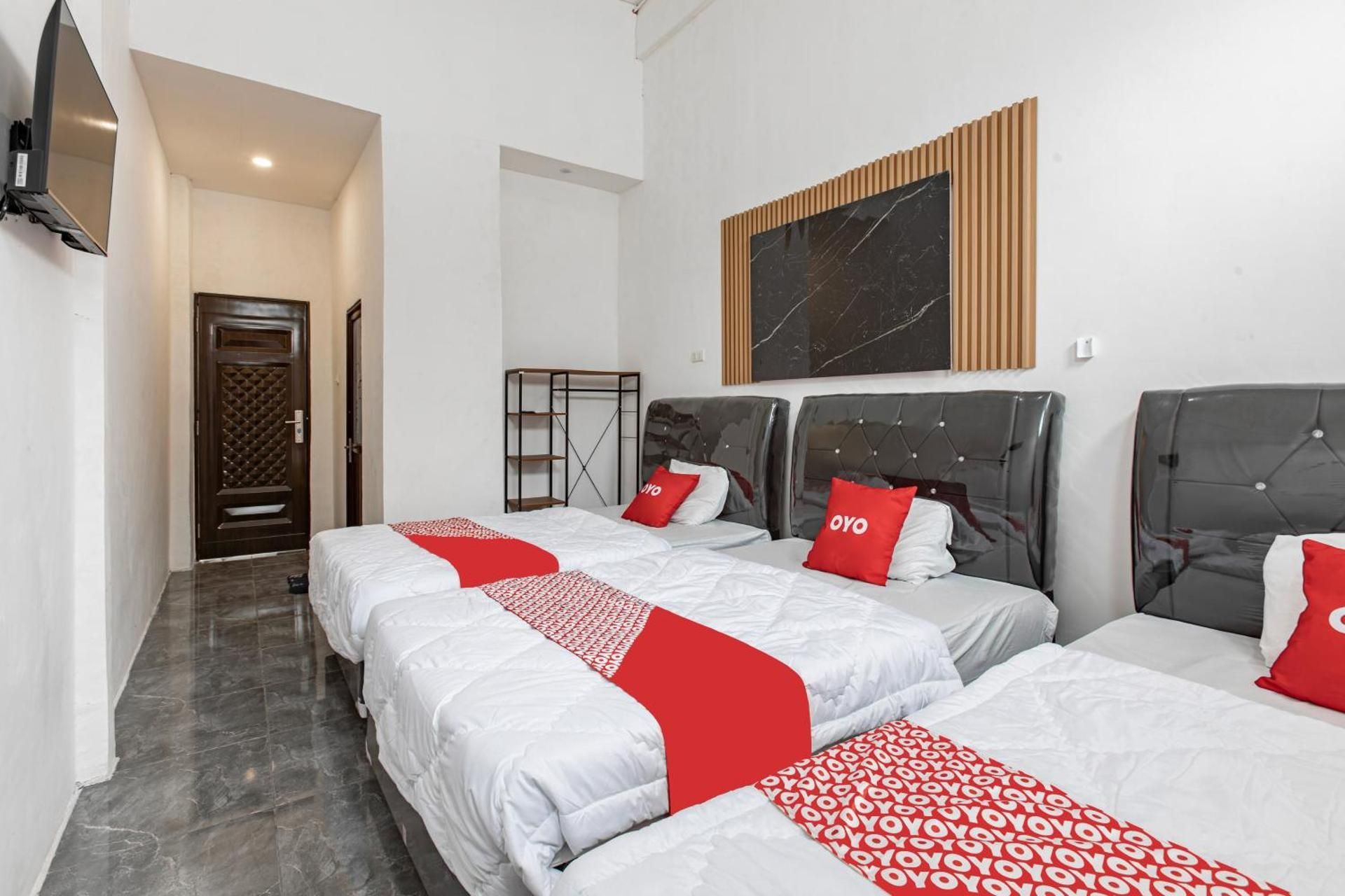 Superior Triple Room