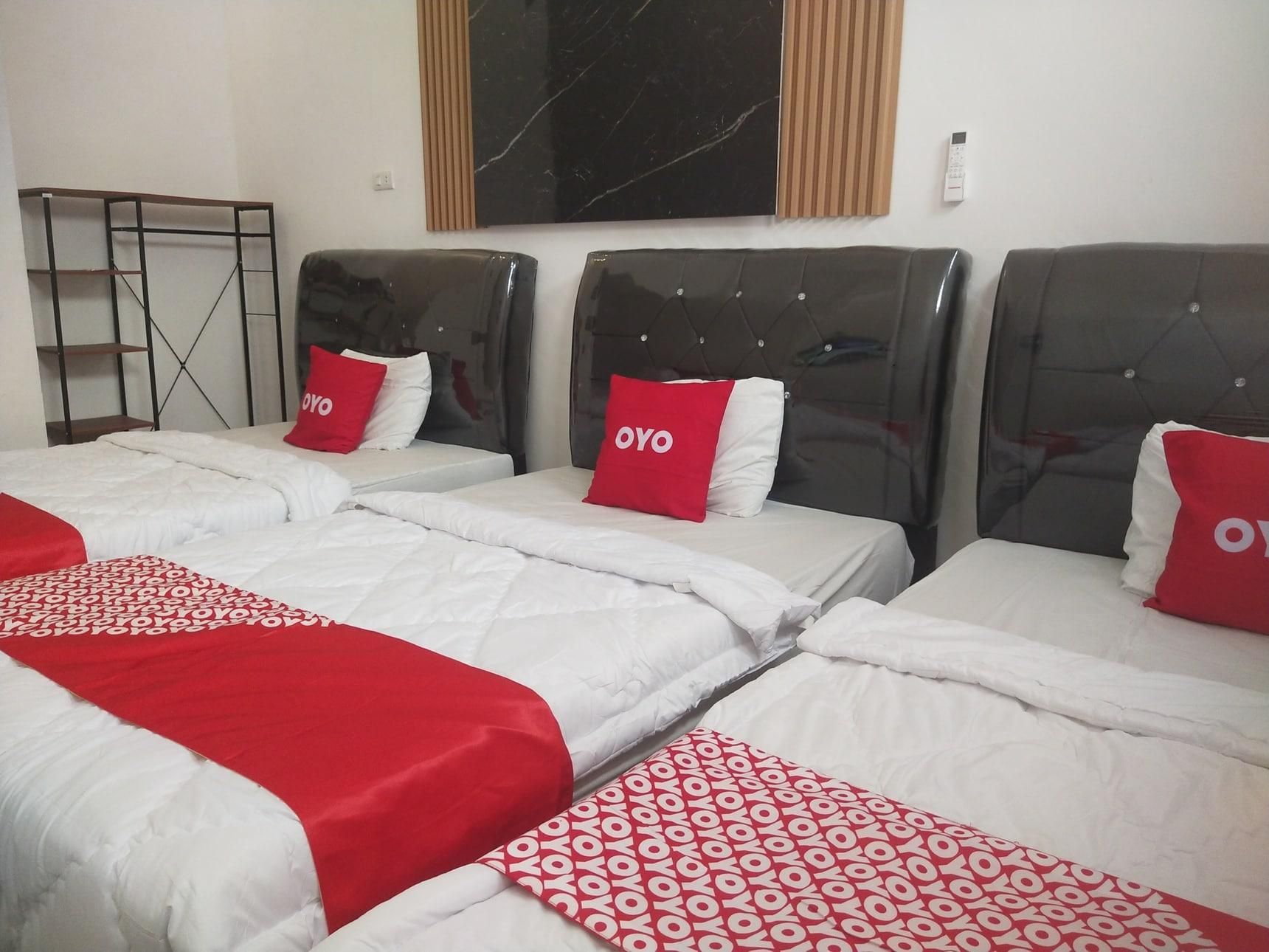 Suite Triple Room