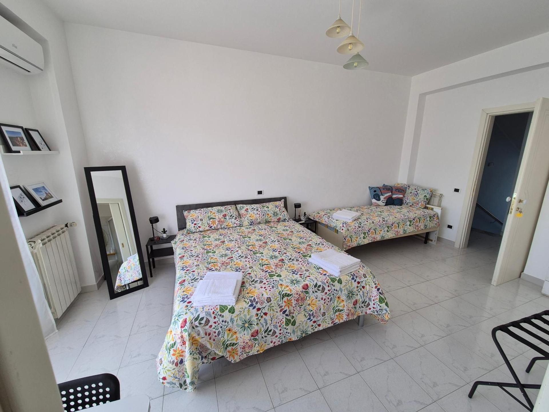 Triple Room with Private Bathroom