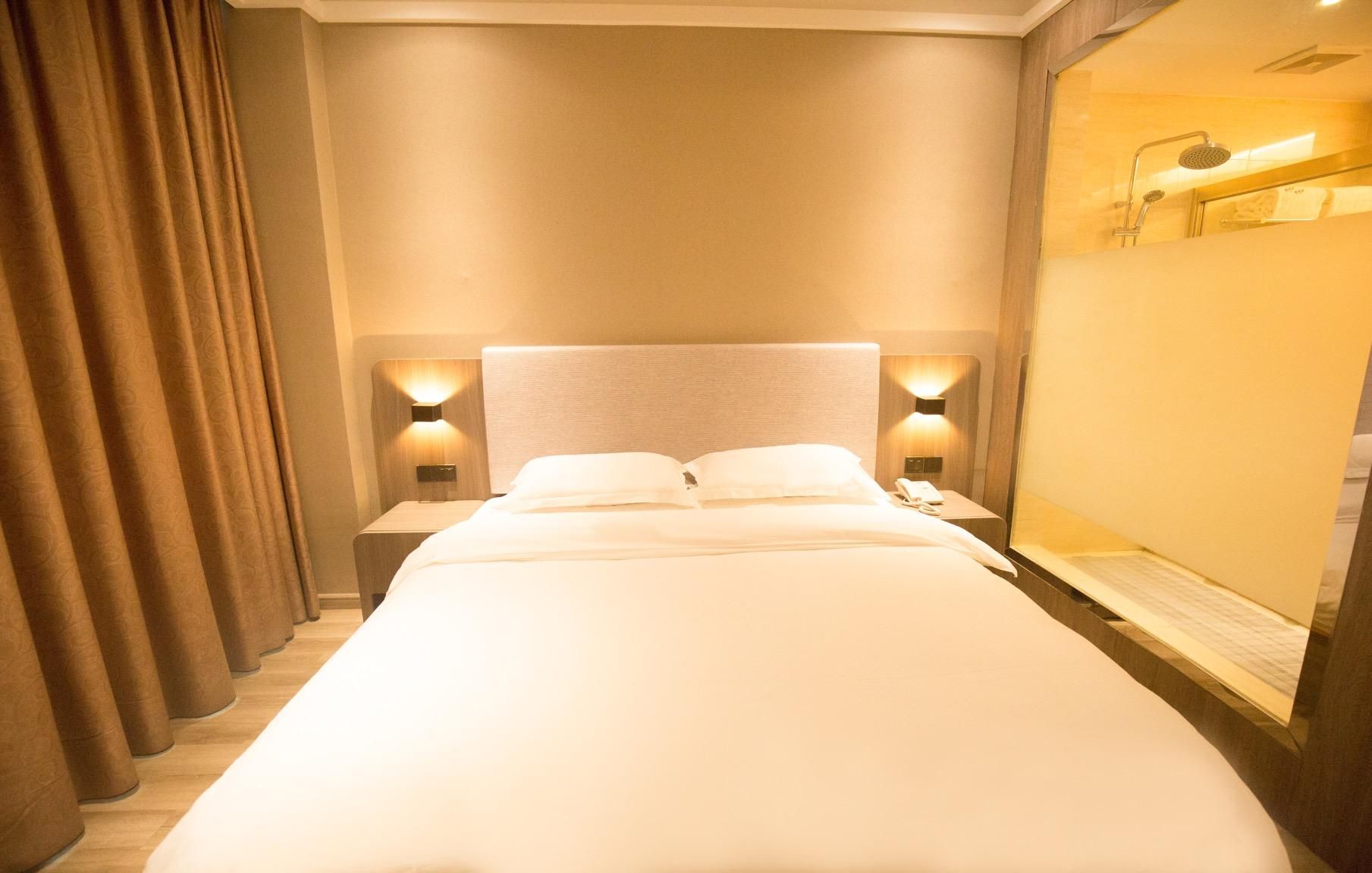 Huazhu - Superior BedRoom