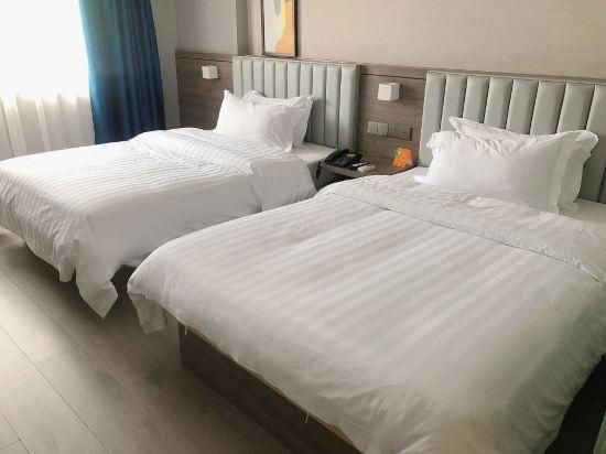 WH - Traditional Twin