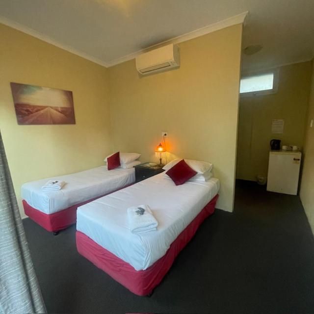 Twin Room - En-suite