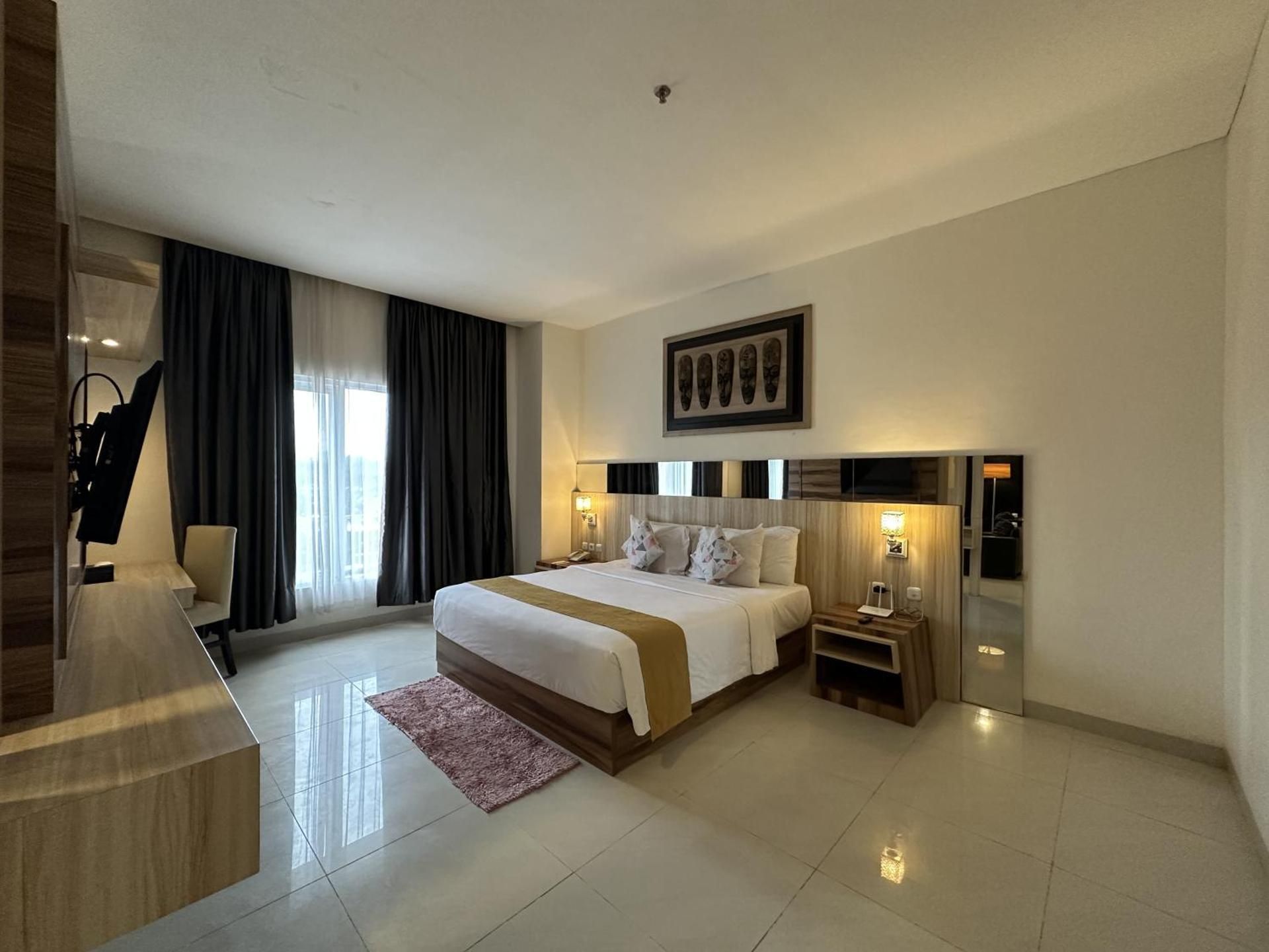 Vega Prime Hotel & Convention Vega Suite King Room