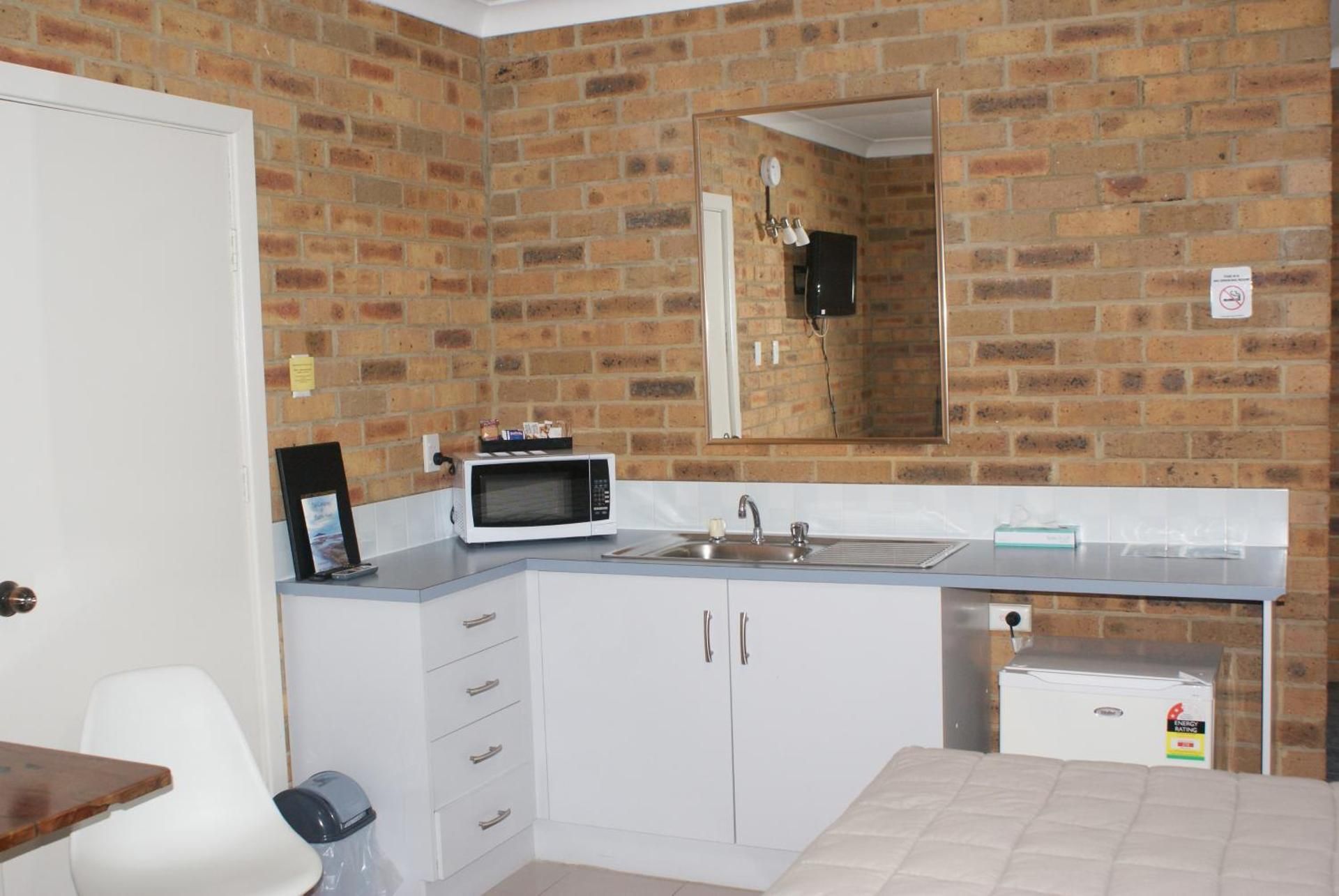 Twin Poolview Room