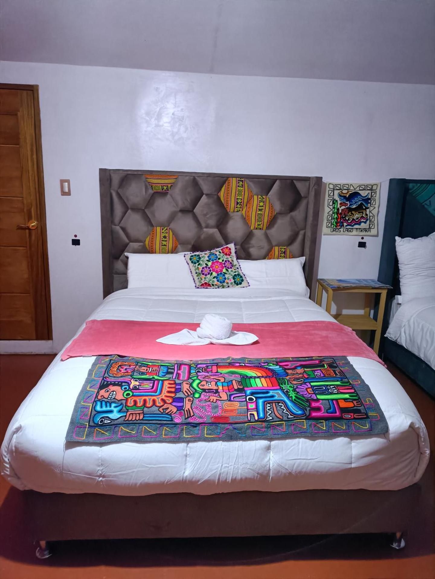 Double or Twin Room with Lake View