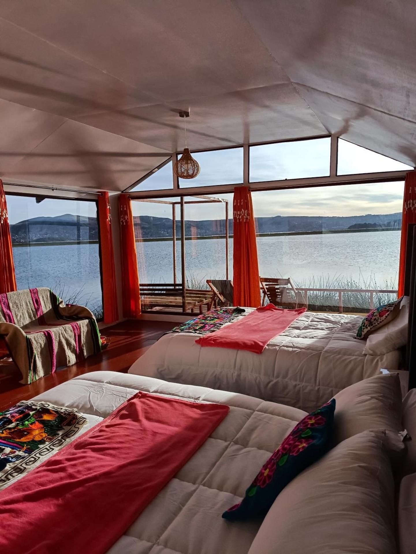 Deluxe Double or Twin Room with Lake View