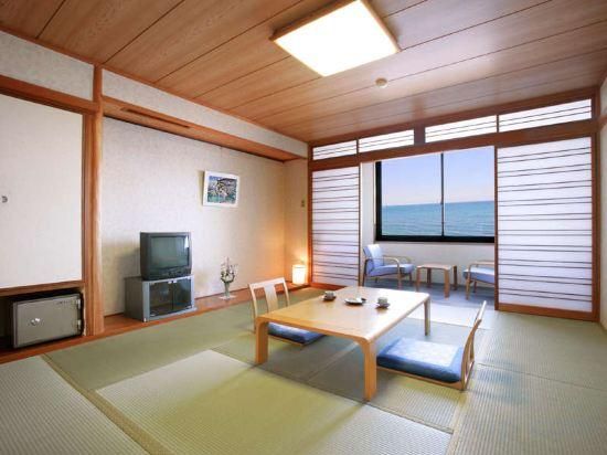 Japanese-Style Room with Ocean View - Non Smoking
