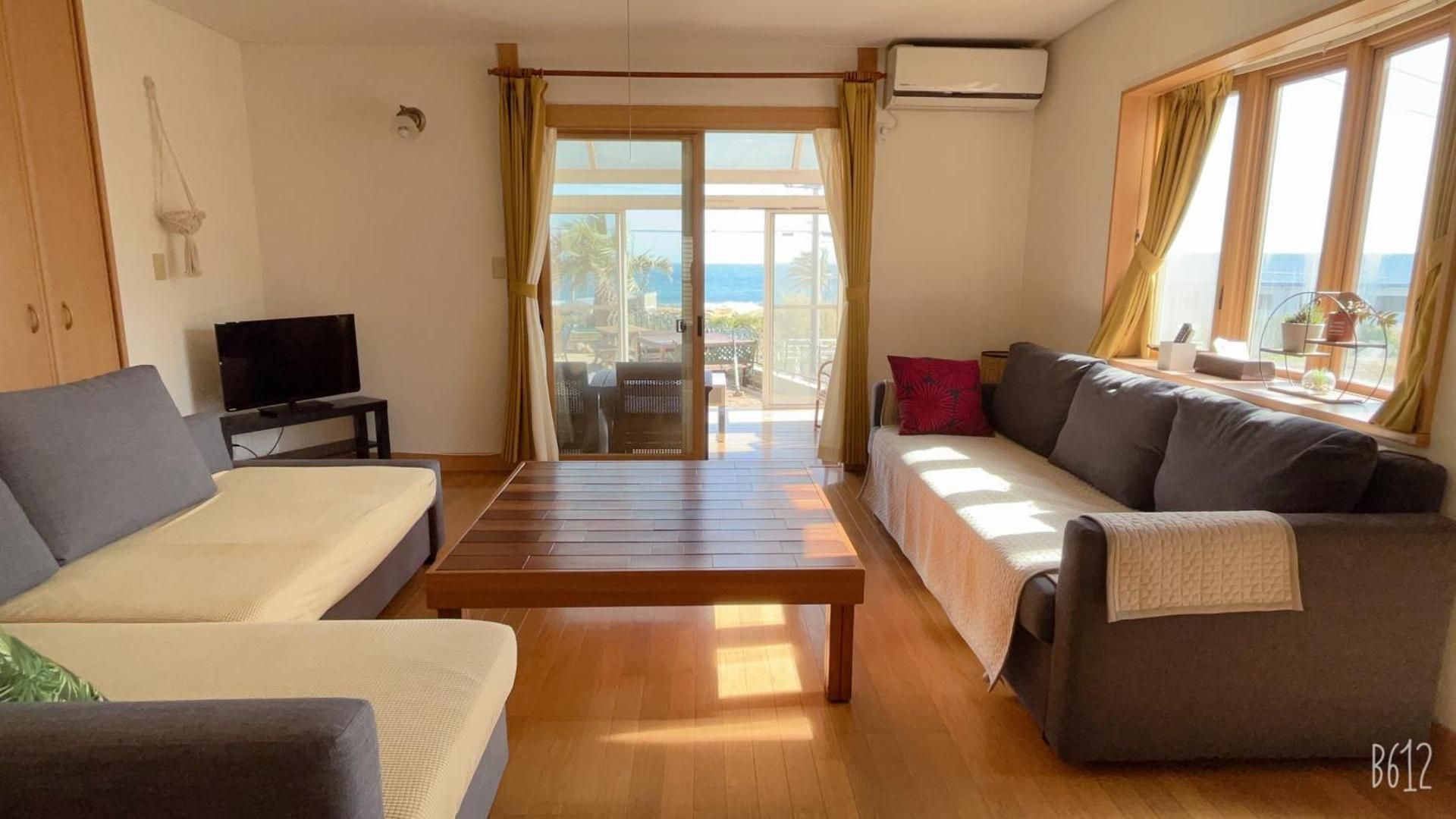 Family Room with Sea View