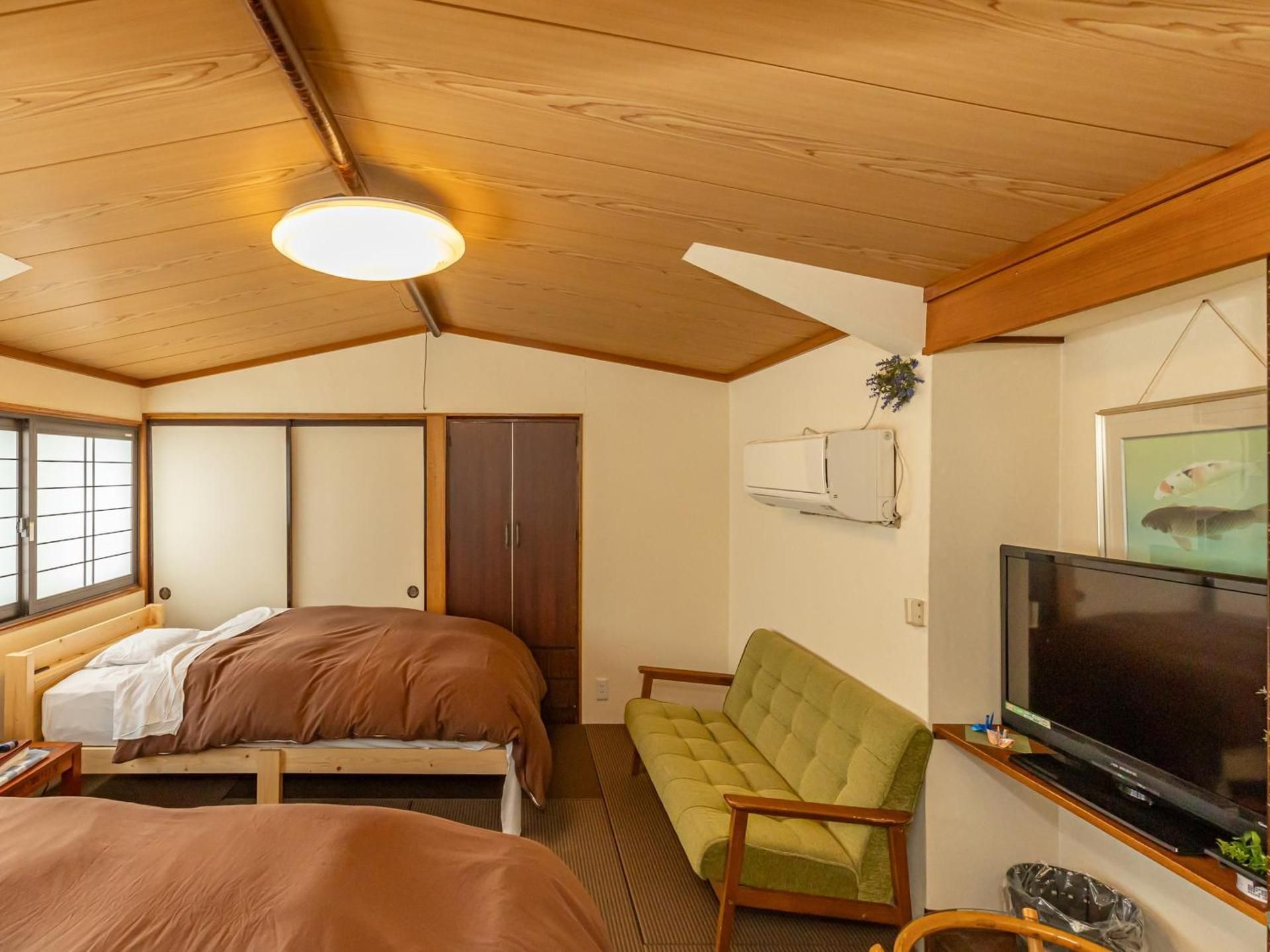 Twin Room with Shared Bathroom