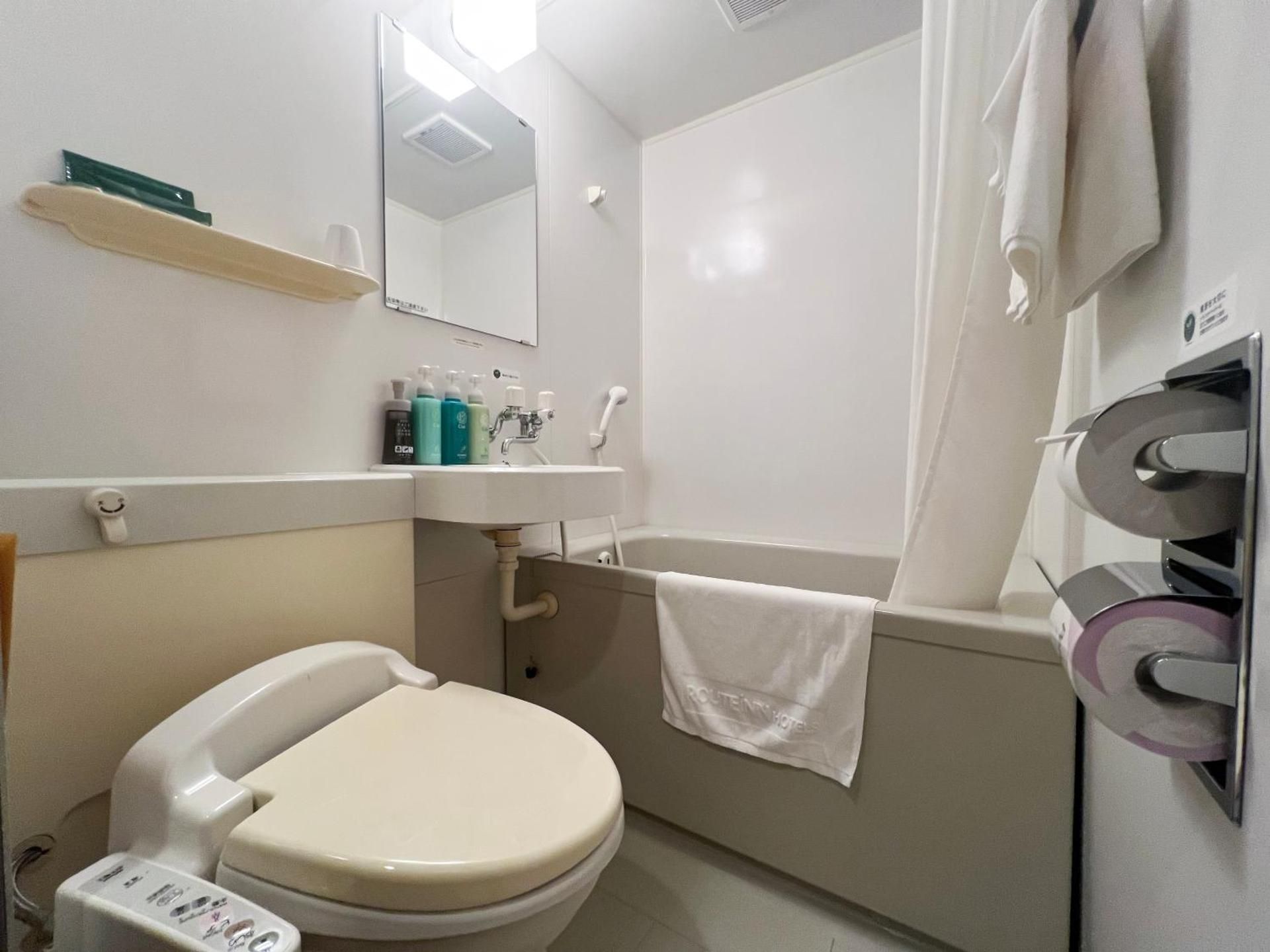 Semi Double Room - Smoking 