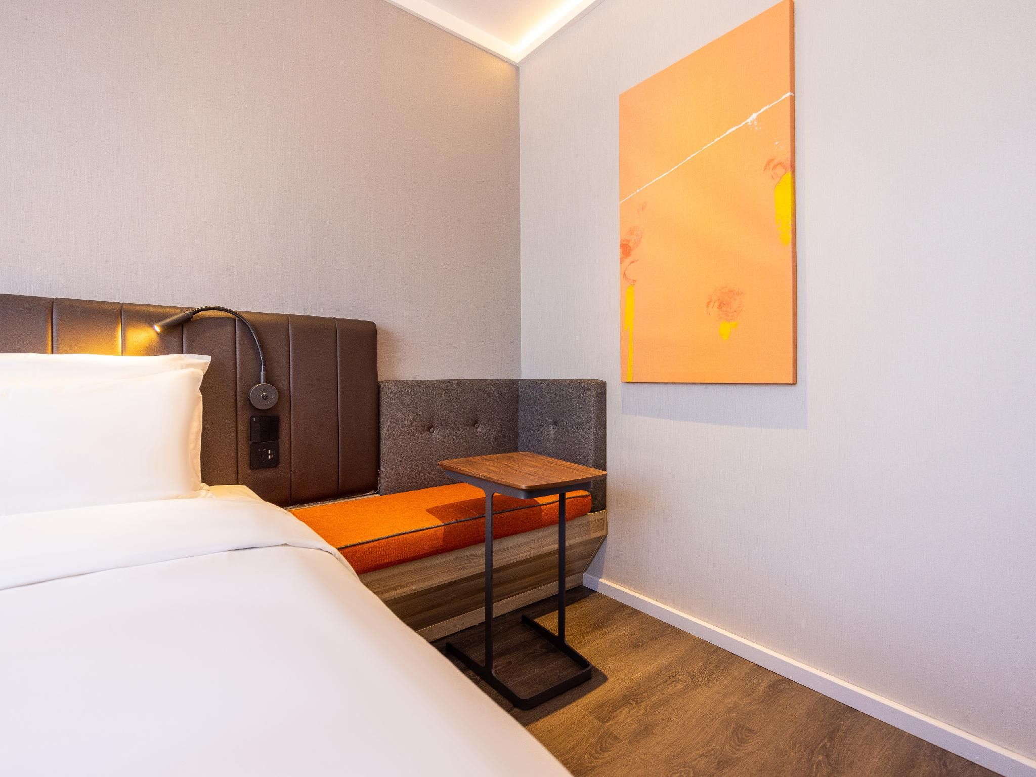 Huazhu - Speical Offer Guest Room