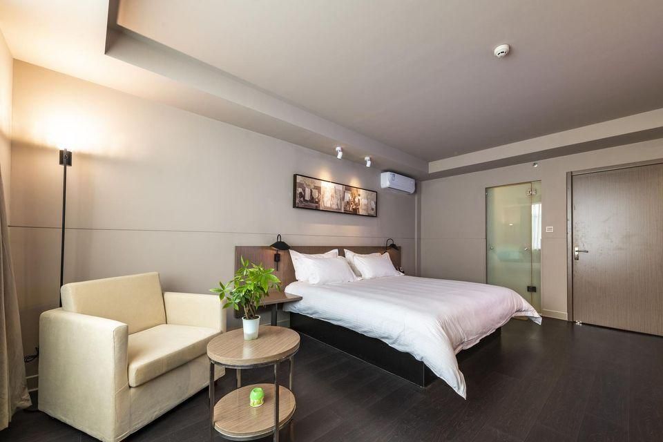 Business Suite A