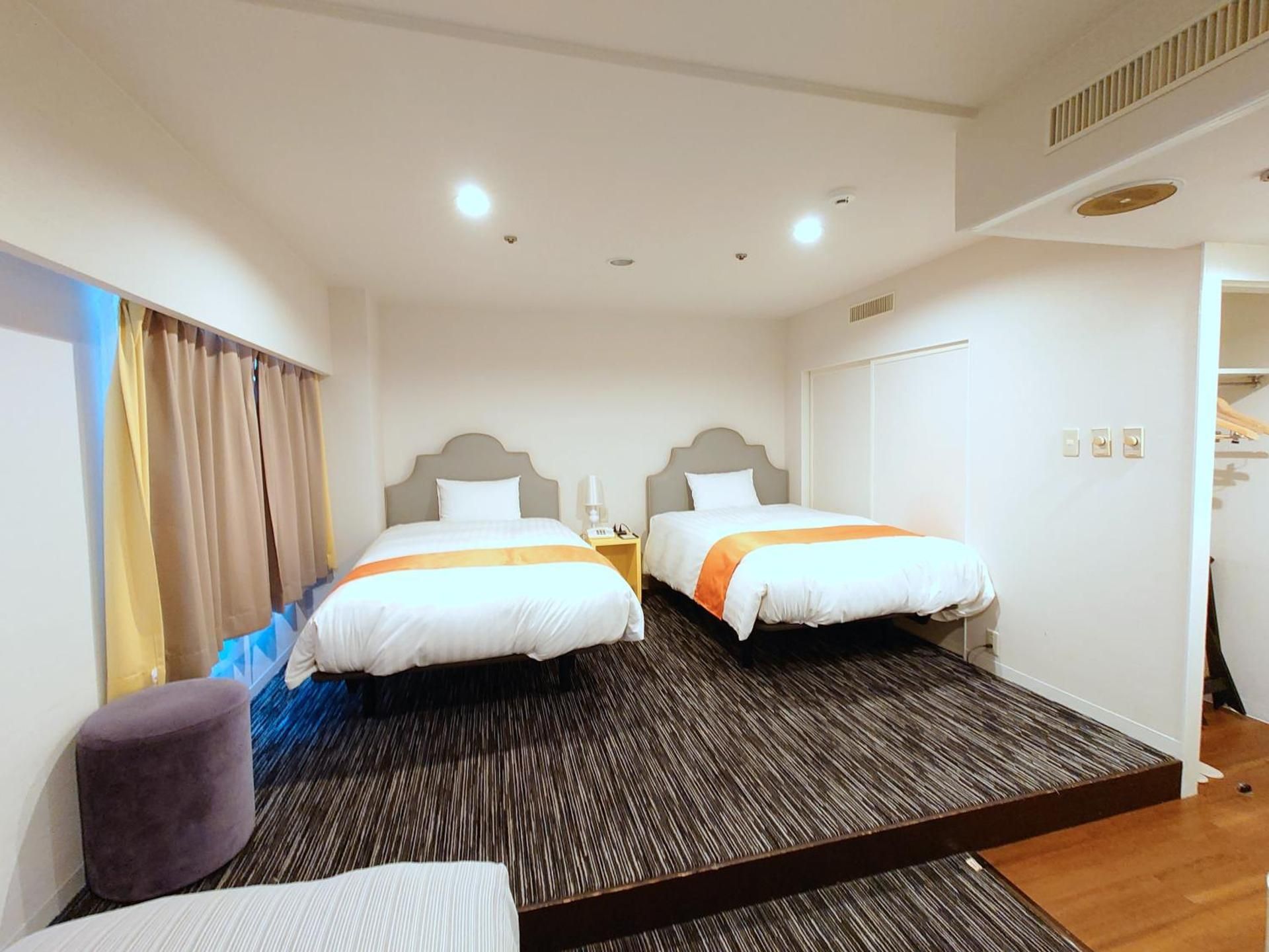 Luxury Twin Room - Smoking