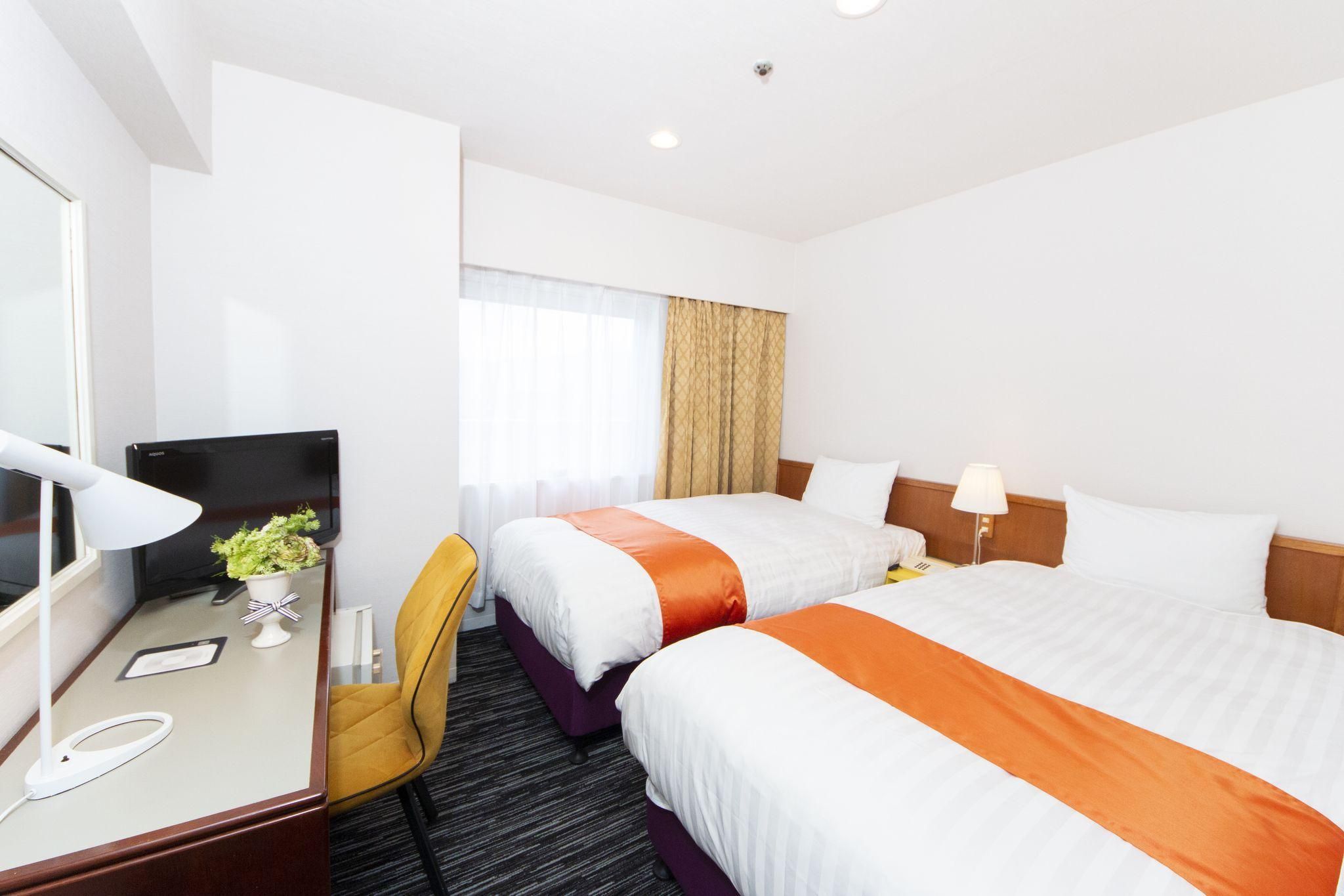 Standard Twin Room - Non-Smoking